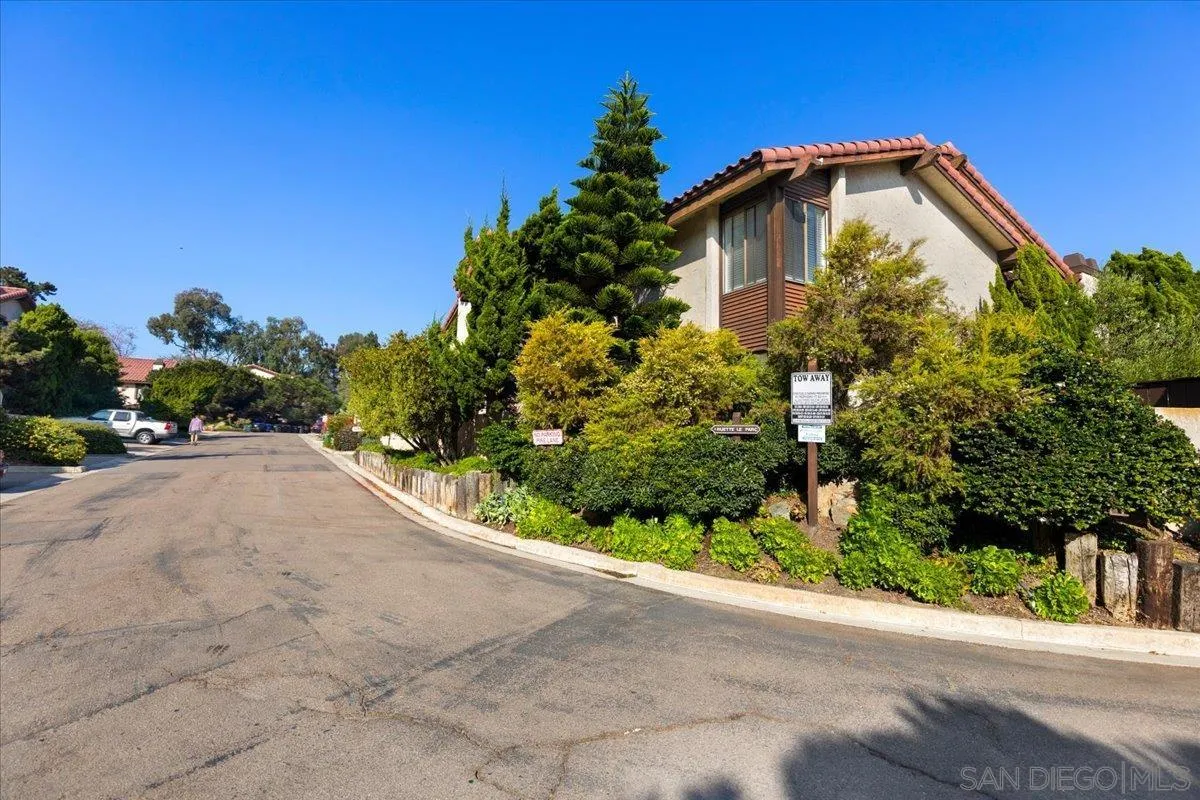 https://cdn.realtyfeed.com/cdn/127/260006996/7787fdc3fc01c833dc51c9d1e4c34e26.webp