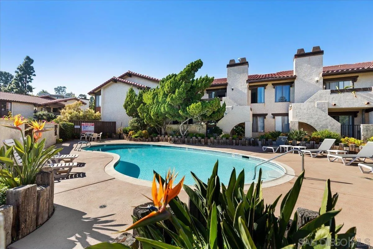 https://cdn.realtyfeed.com/cdn/127/260006996/b47c1bd30facf8bc50c7c4f72b703e39.webp