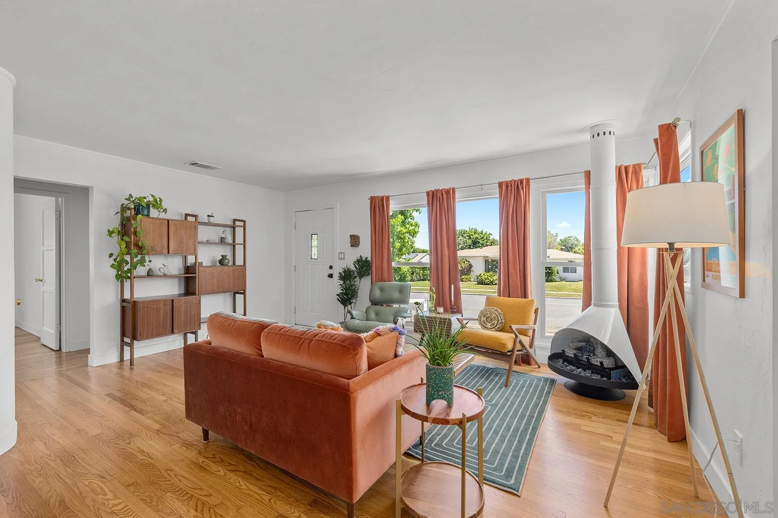 https://cdn.realtyfeed.com/cdn/127/260007001/2c2221a4aef189eff1016378ea30c5ea.webp