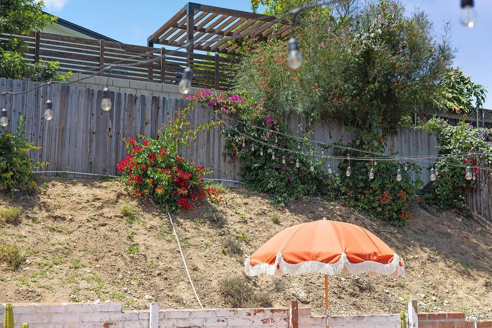 https://cdn.realtyfeed.com/cdn/127/260007001/7bbd60c5f4b69693ed828bc2a7ee4cca.webp