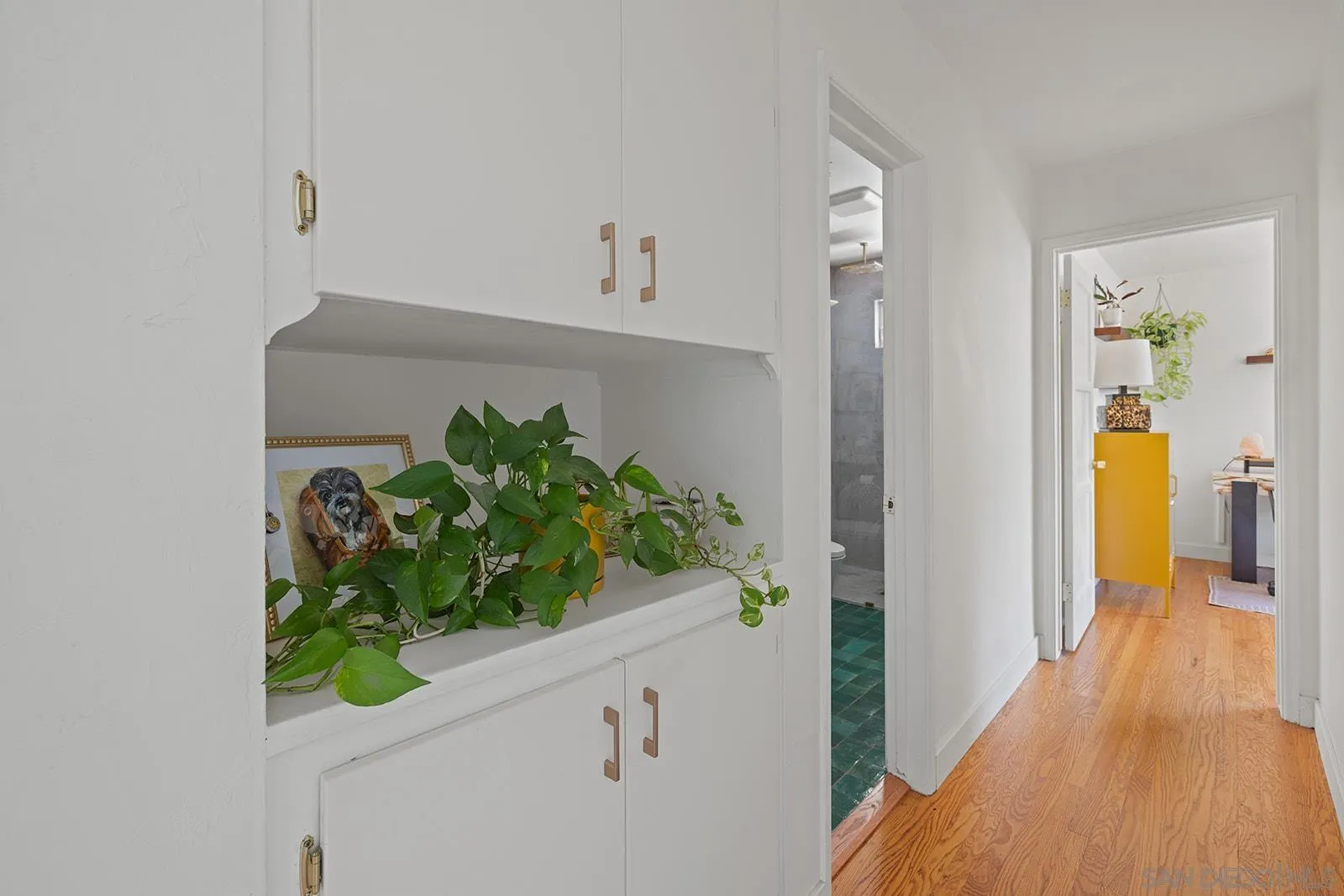https://cdn.realtyfeed.com/cdn/127/260007001/fd19aa0a5636604dc5d92f1b09ff5f3b.webp