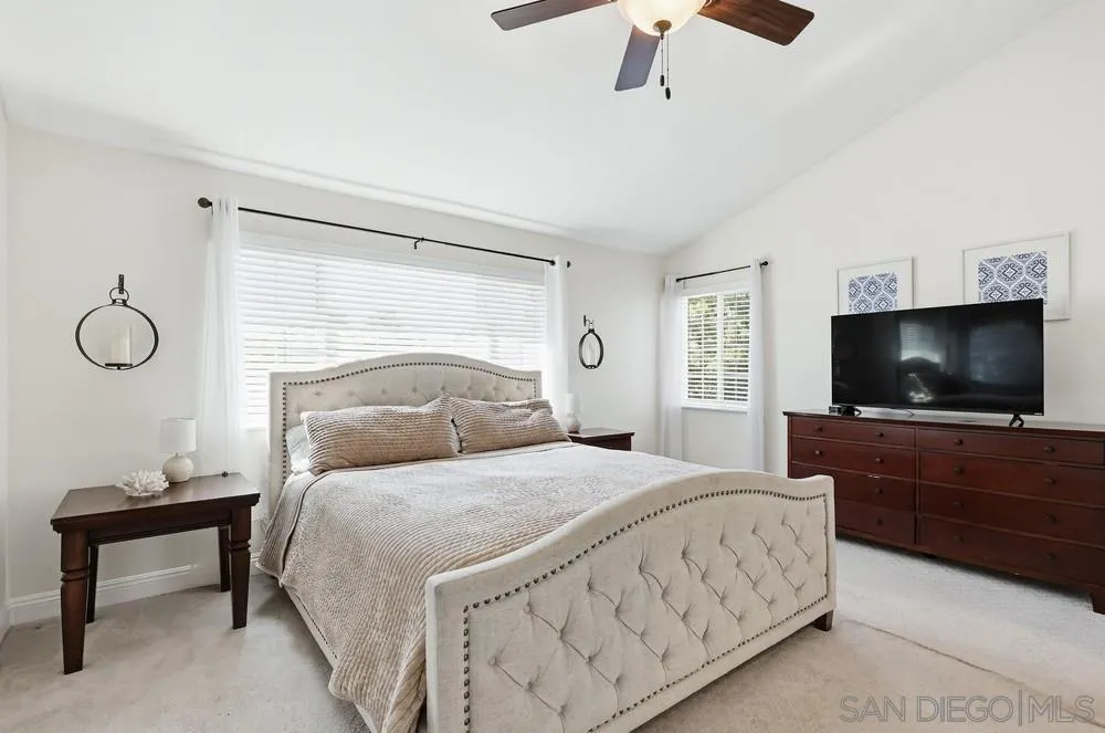 https://cdn.realtyfeed.com/cdn/127/260007003/88e03f614146c5b79abff8a990c95488.webp