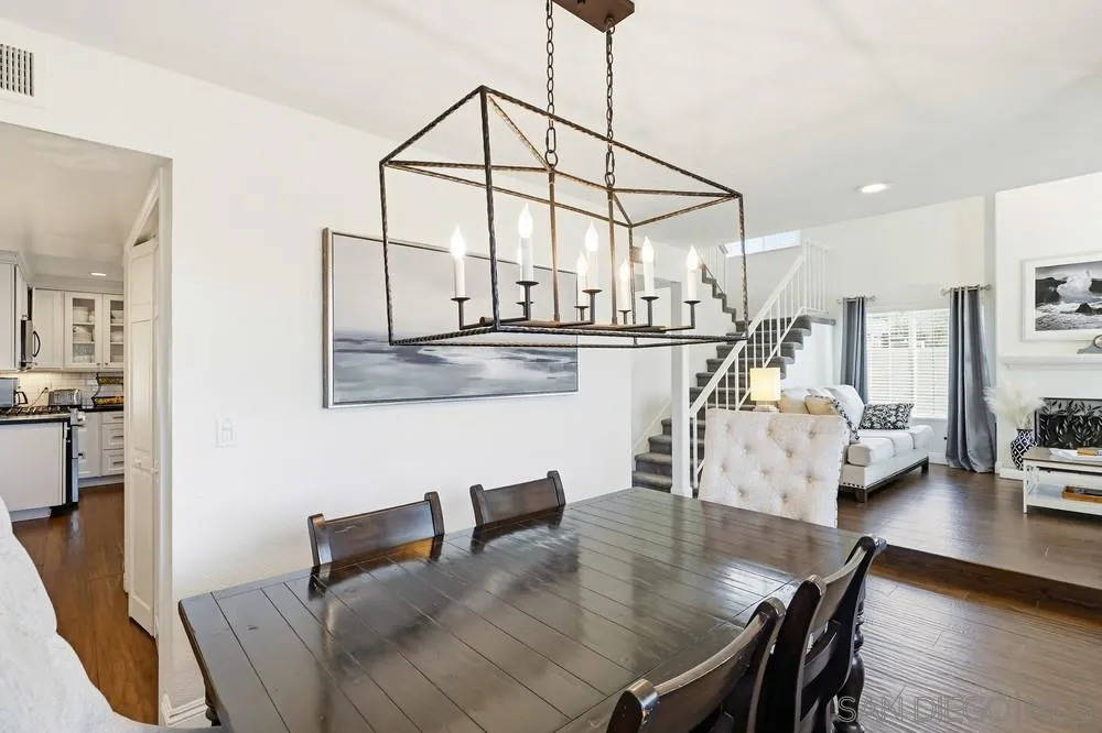 https://cdn.realtyfeed.com/cdn/127/260007003/e0cd84d218f3794a80a6cceec88a3f47.webp