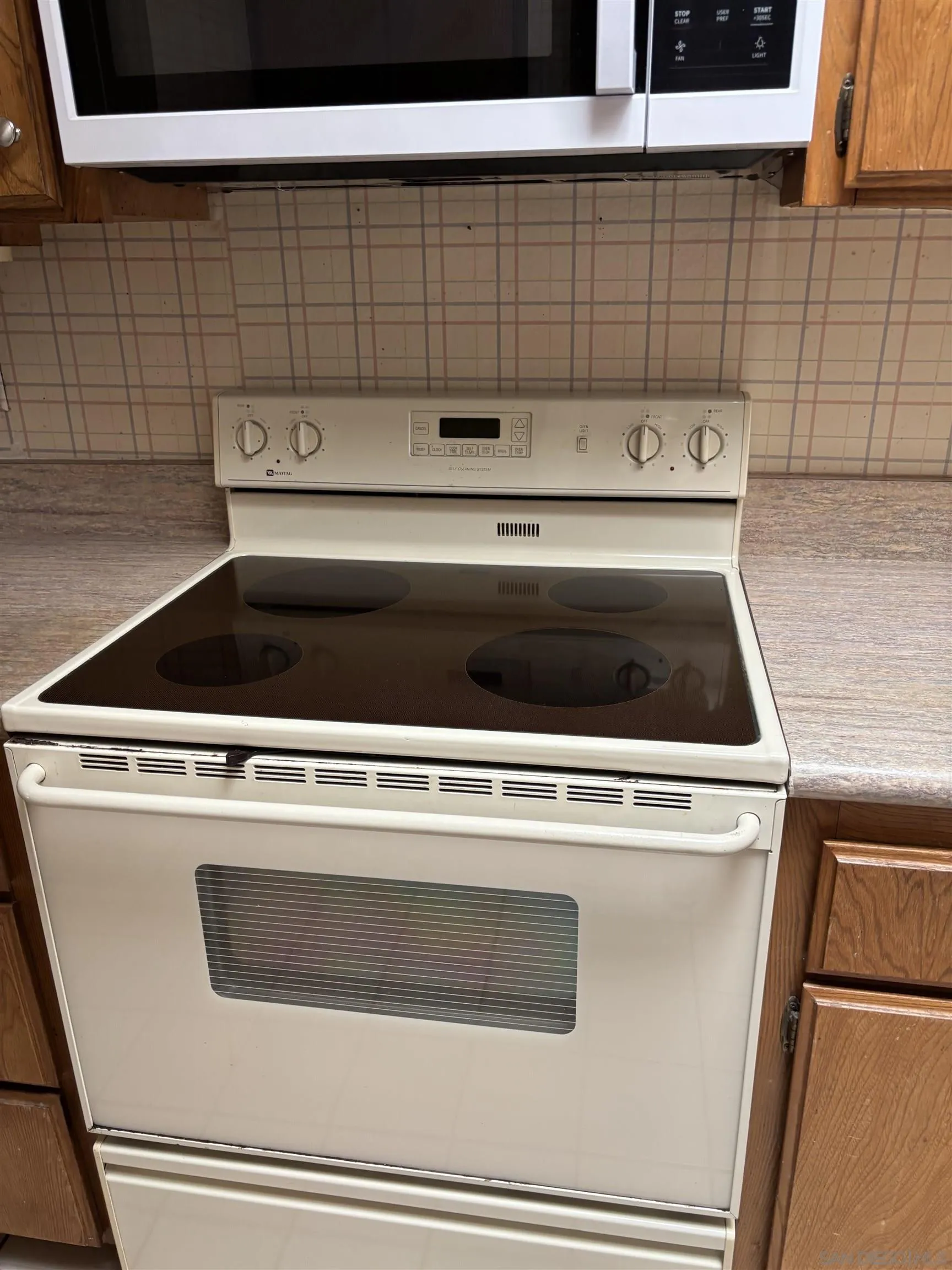 Photo #5: 260007010 Listing: Photo #5