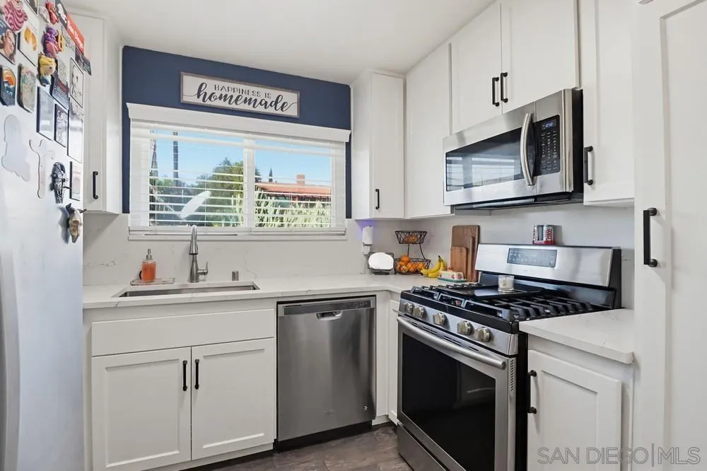 https://cdn.realtyfeed.com/cdn/127/260007018/02b3b1aaee11c88fff7d4d75fe228f70.webp