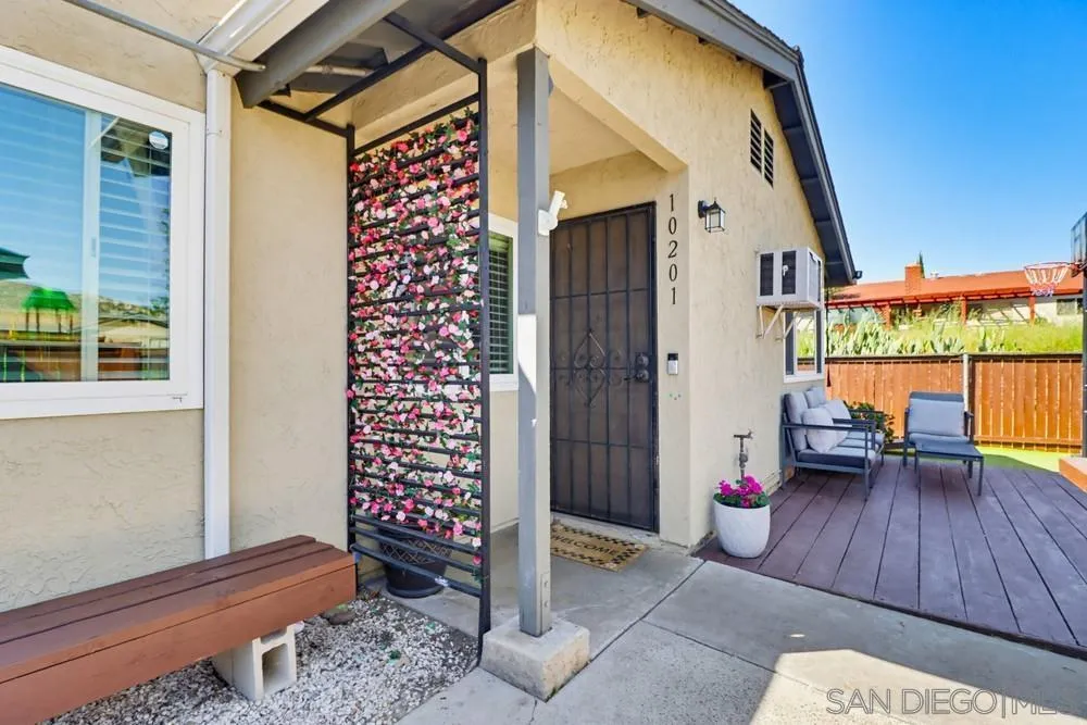 https://cdn.realtyfeed.com/cdn/127/260007018/051be60fe0cc6f1f3fe7f194908519ca.webp