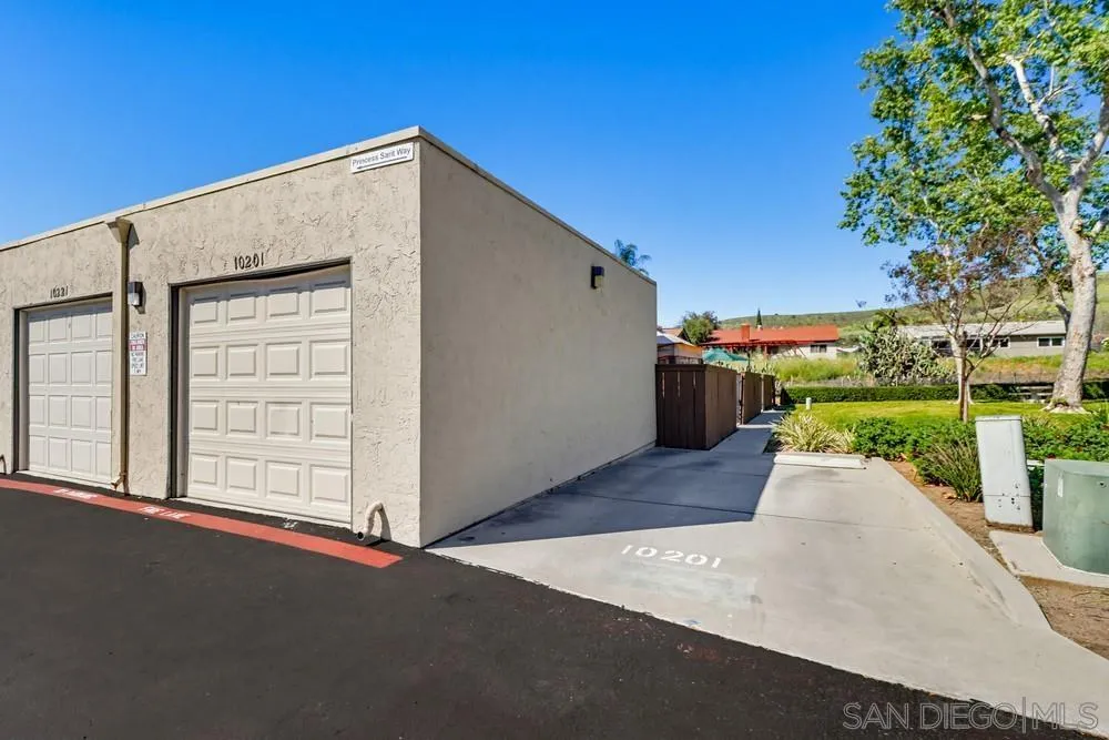 https://cdn.realtyfeed.com/cdn/127/260007018/7192462f5f162ec71d28b1428f67bad4.webp