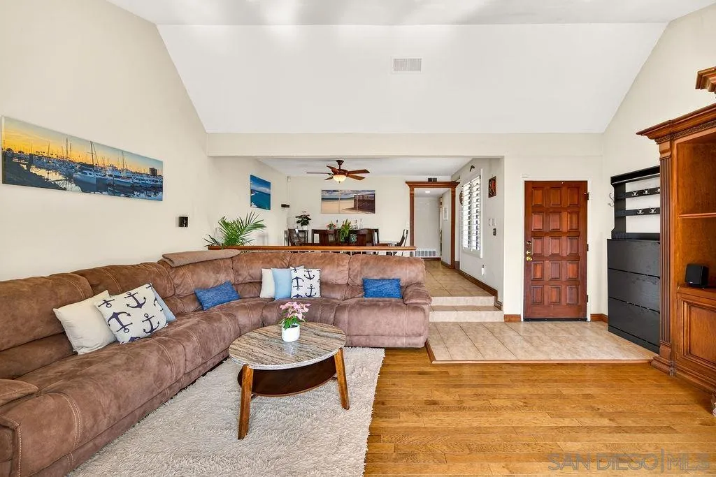 Photo #7: 260007020 Listing: Photo #7