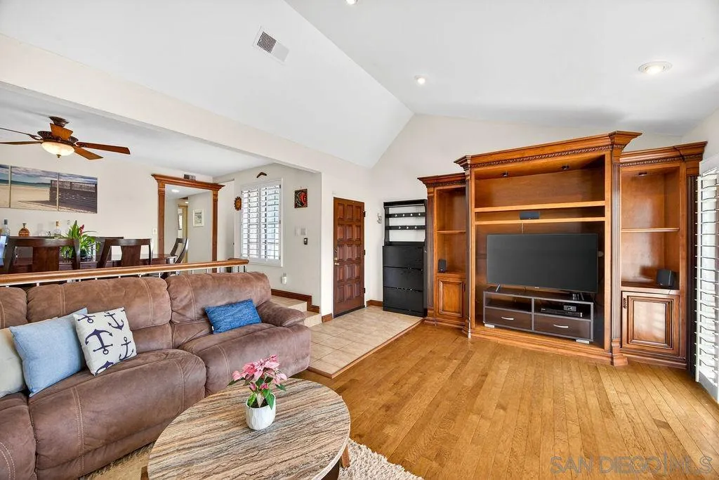 Photo #6: 260007020 Listing: Photo #6