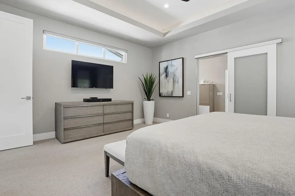 https://cdn.realtyfeed.com/cdn/127/260007027/0aa7b09ac20d187223dd522366ec70af.webp