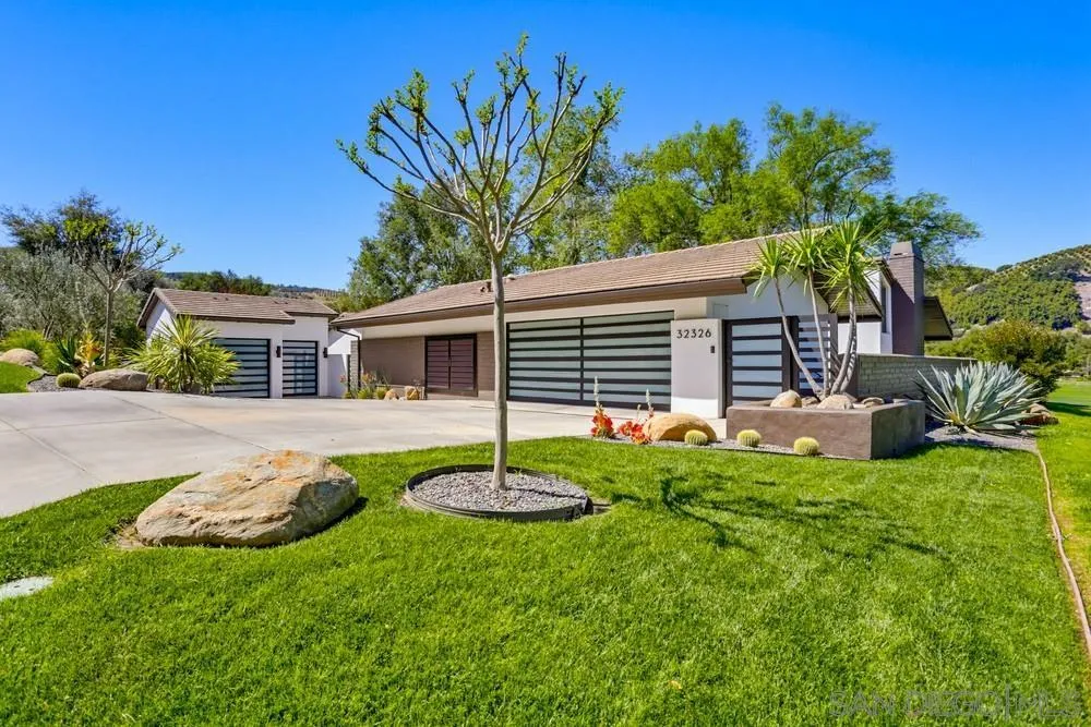 https://cdn.realtyfeed.com/cdn/127/260007027/bf8f392e4d323209be16691056b269e4.webp