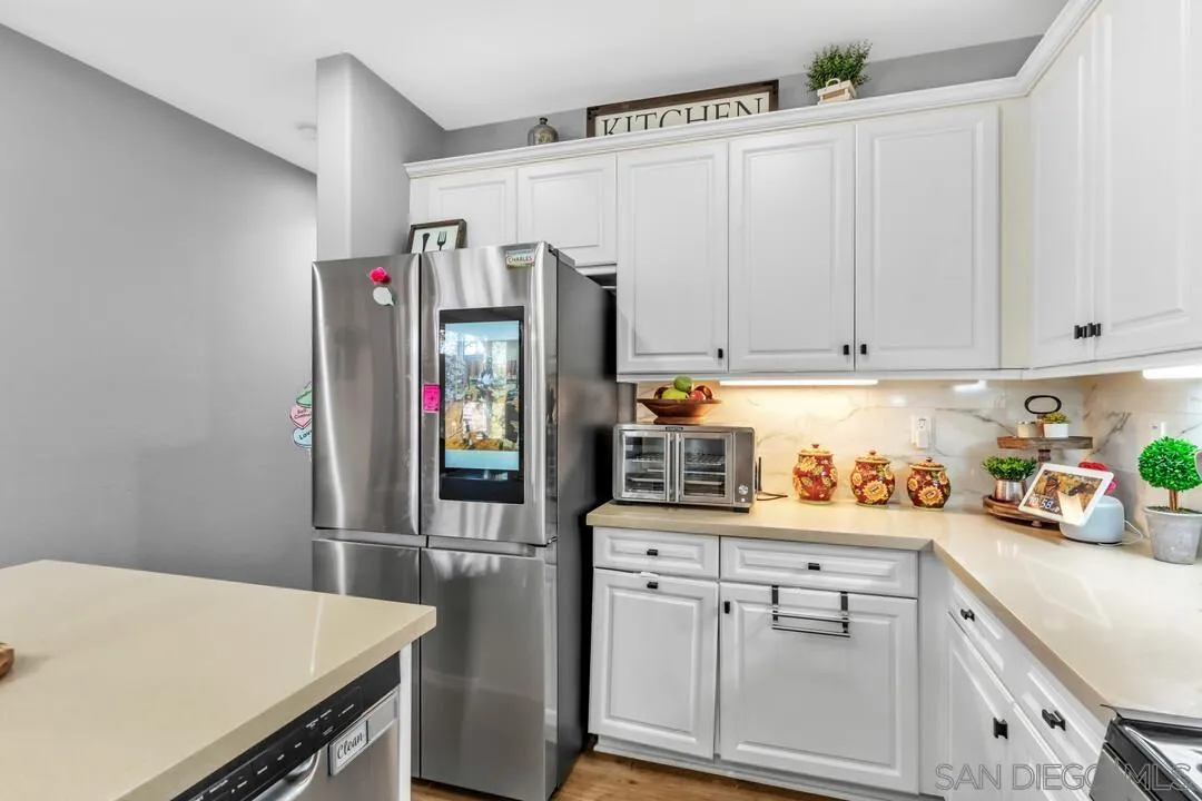 https://cdn.realtyfeed.com/cdn/127/260007029/99b073c26323d4084c3596df5e863155.webp