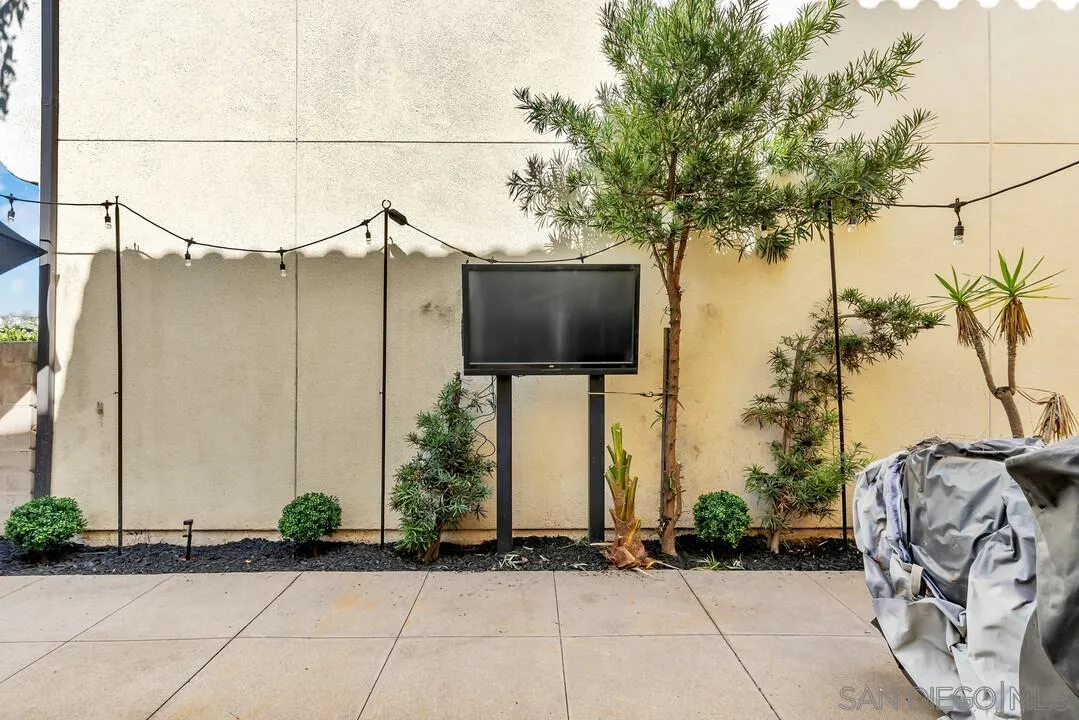 https://cdn.realtyfeed.com/cdn/127/260007029/b68ac33185340ab822e096f2b55d7683.webp