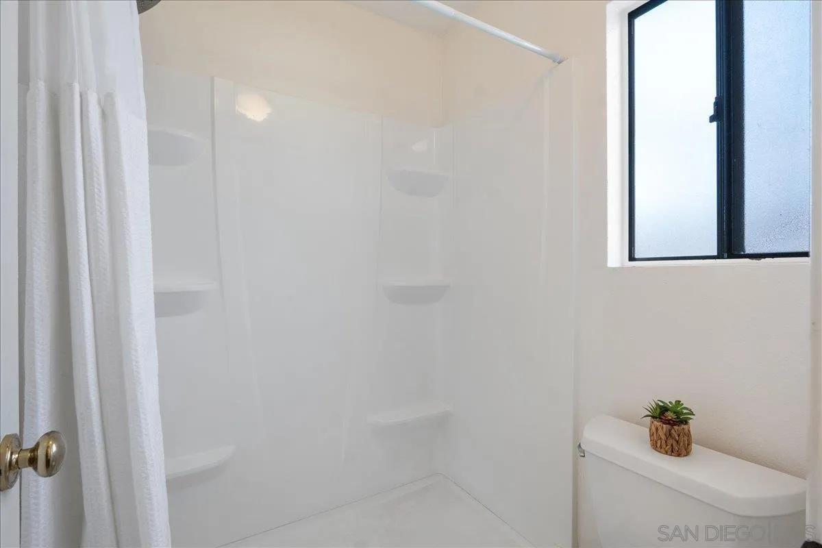 Photo #16: 260007033 Listing: Photo #16