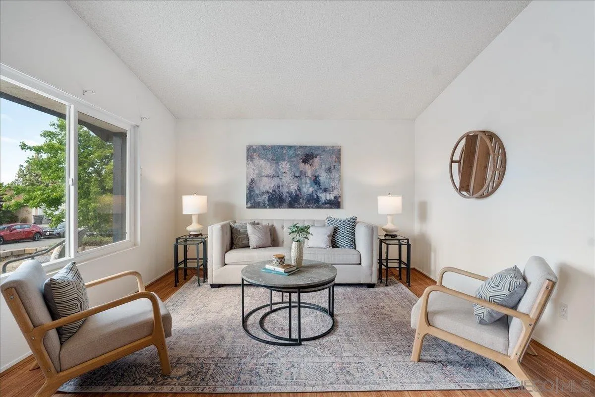 Photo #3: 260007033 Listing: Photo #3