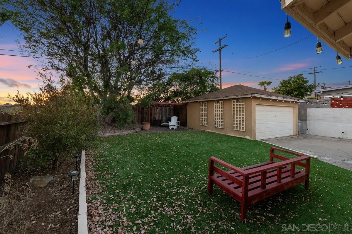 https://cdn.realtyfeed.com/cdn/127/260007037/2a7ede4d9262343e3dea3a98f36a3601.webp
