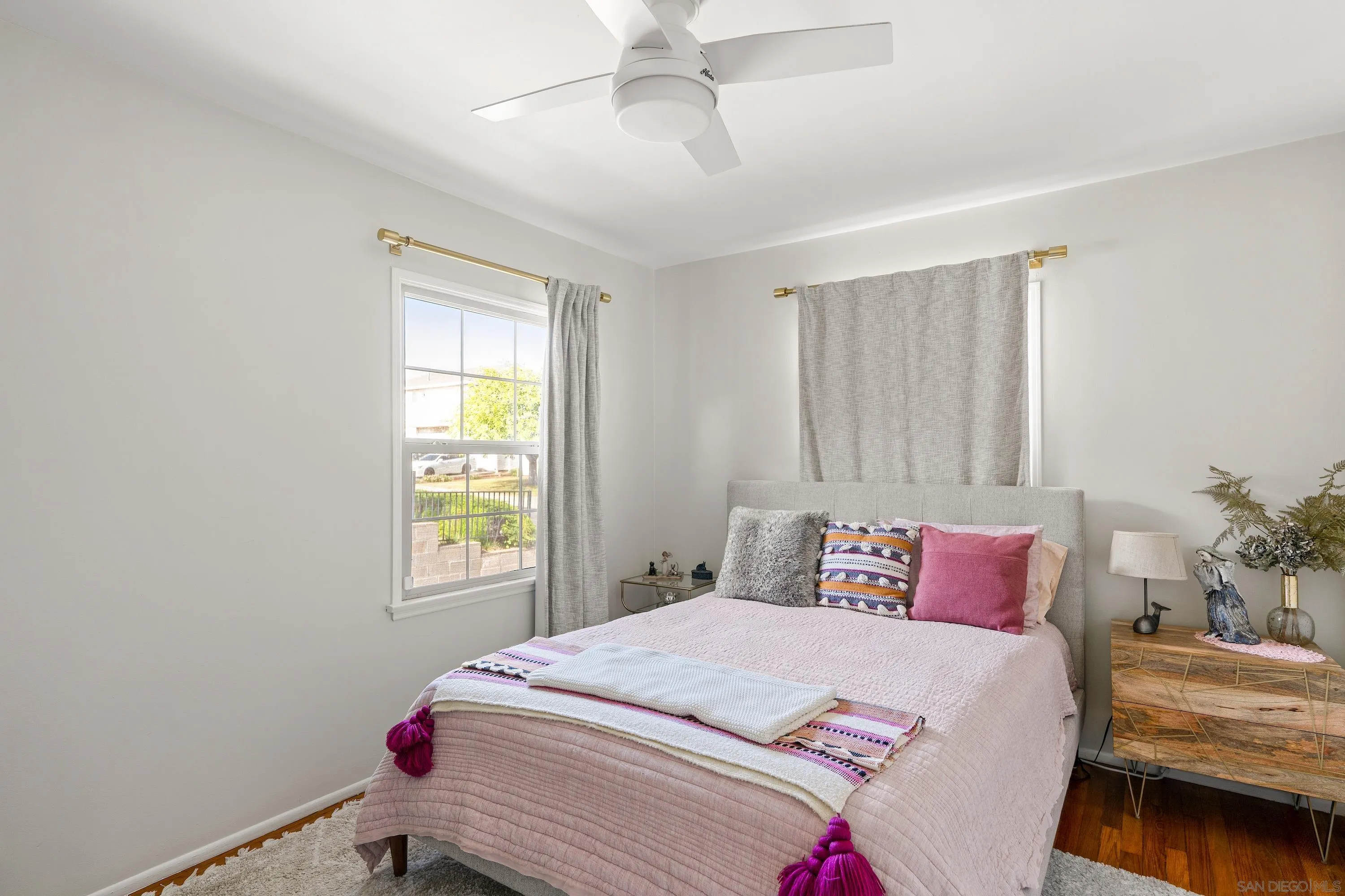 https://cdn.realtyfeed.com/cdn/127/260007037/bcba2d79fff419539e05f551d608779e.webp