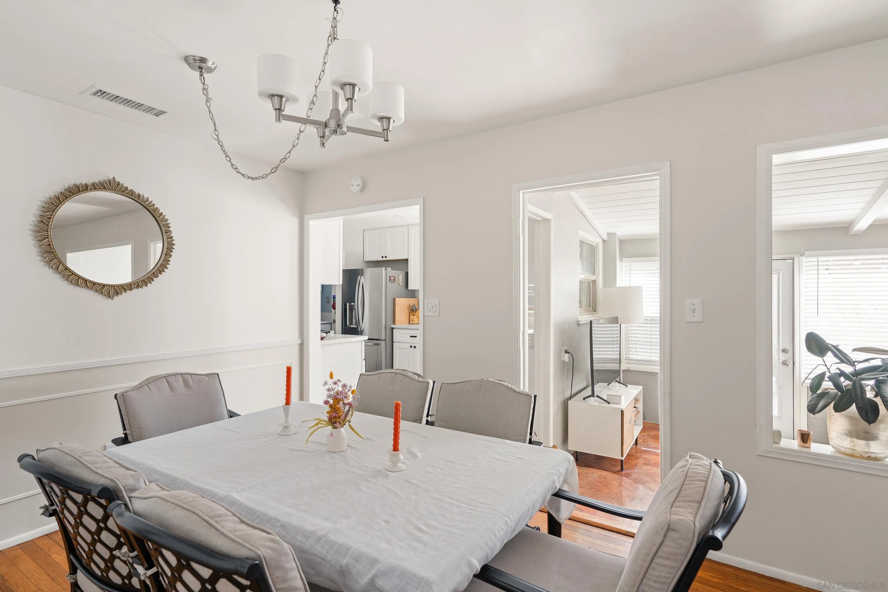 https://cdn.realtyfeed.com/cdn/127/260007037/fd55ac4397fa3c775f000af2da3f4912.webp