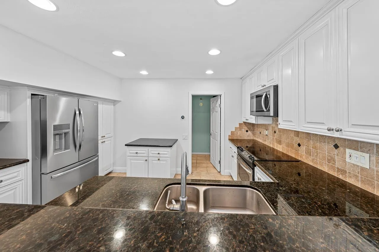 Photo #15: 260007039 Listing: Photo #15