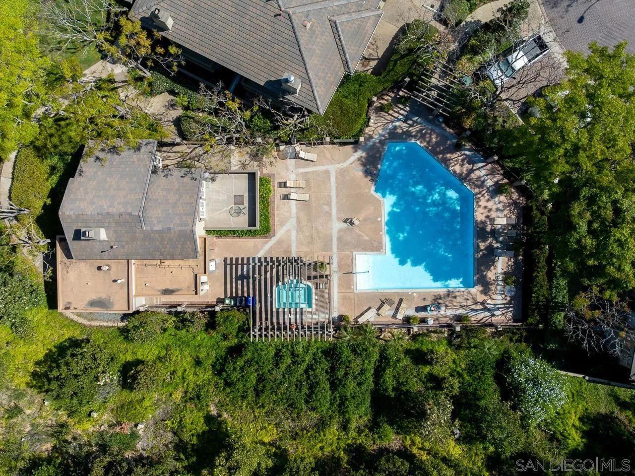 Photo #40: 260007039 Listing: Photo #40