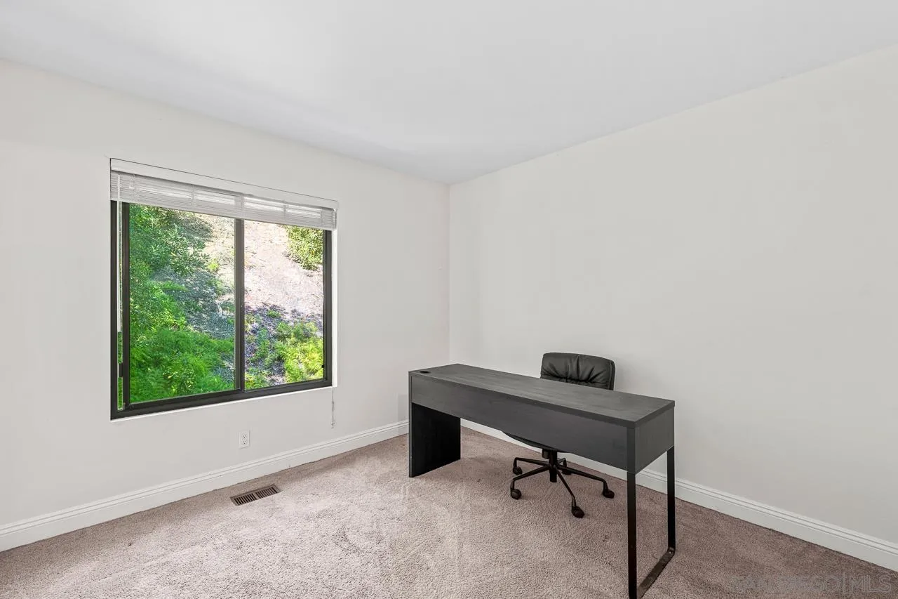 Photo #33: 260007039 Listing: Photo #33