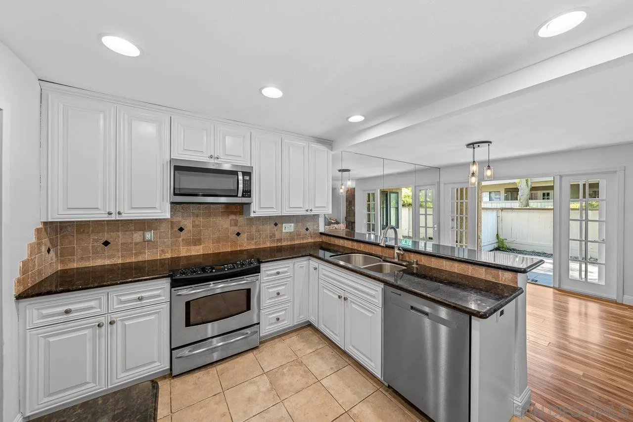 Photo #16: 260007039 Listing: Photo #16