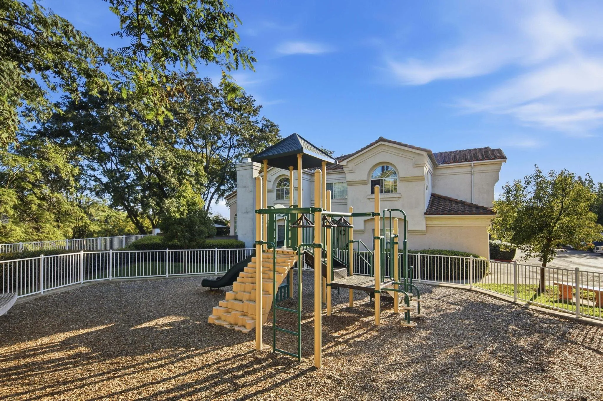 Photo #27: 260007041 Listing: Photo #27
