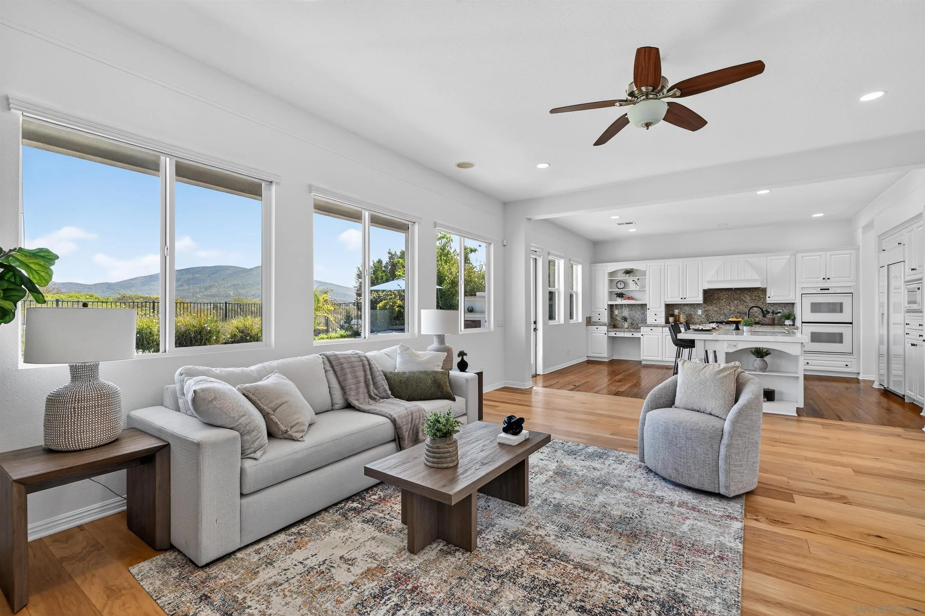 https://cdn.realtyfeed.com/cdn/127/260007042/60503693243093443ed733d6a2fafa5e.webp