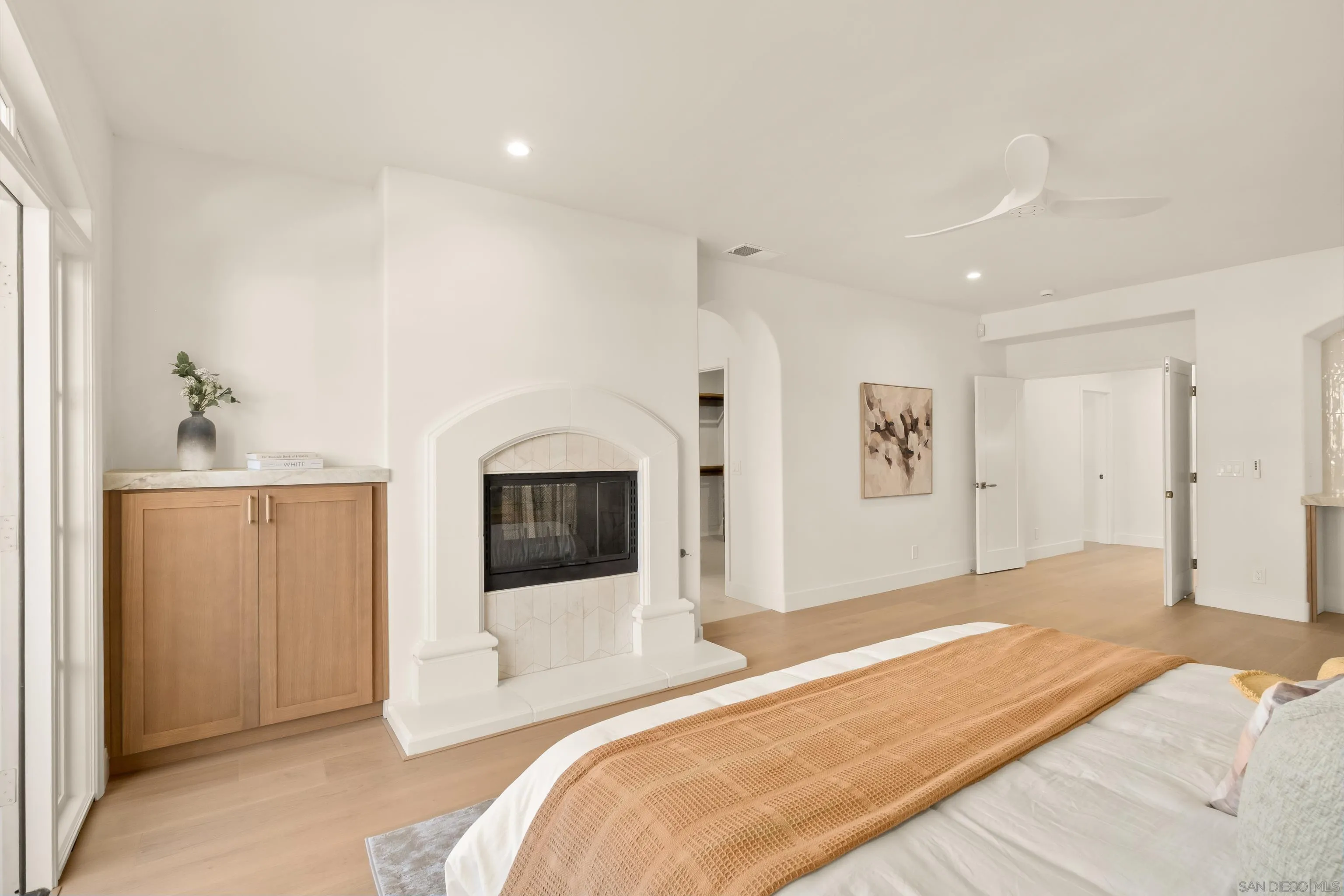 https://cdn.realtyfeed.com/cdn/127/260007044/4739286d73607f81835f30ebfeb02326.webp