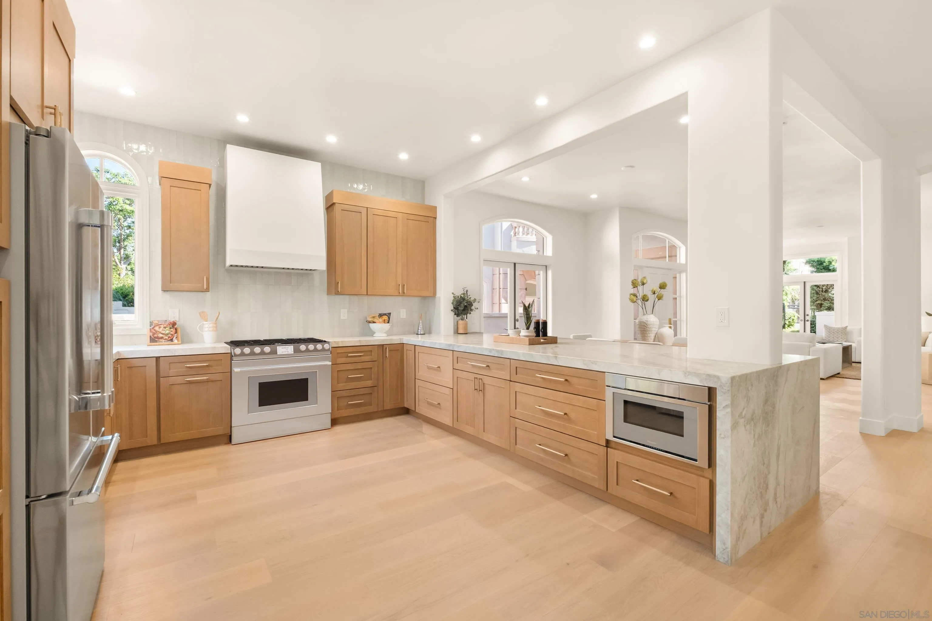 https://cdn.realtyfeed.com/cdn/127/260007044/5de998796c427c8df14aca04371402a4.webp