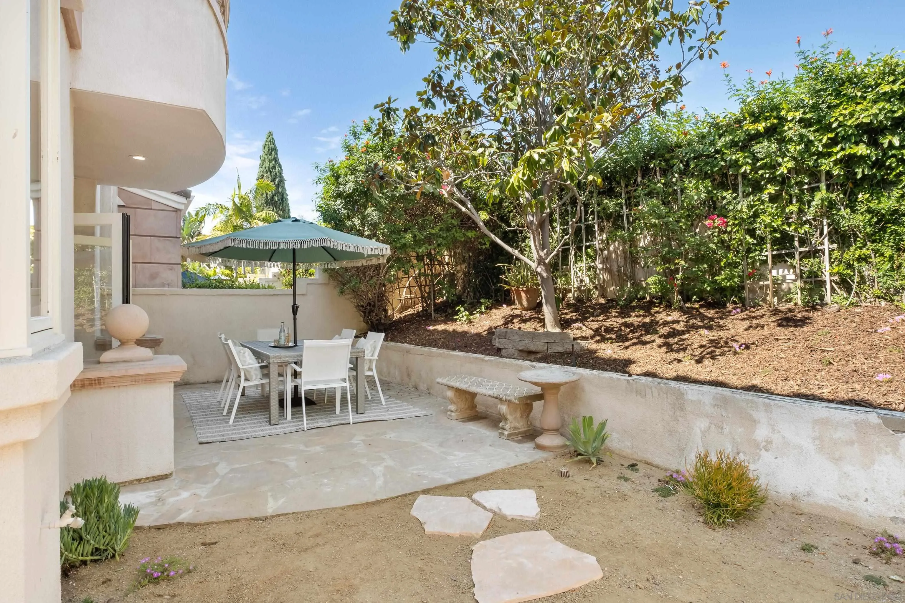 https://cdn.realtyfeed.com/cdn/127/260007044/8e76a8e91a937a877f7e79725ba56808.webp