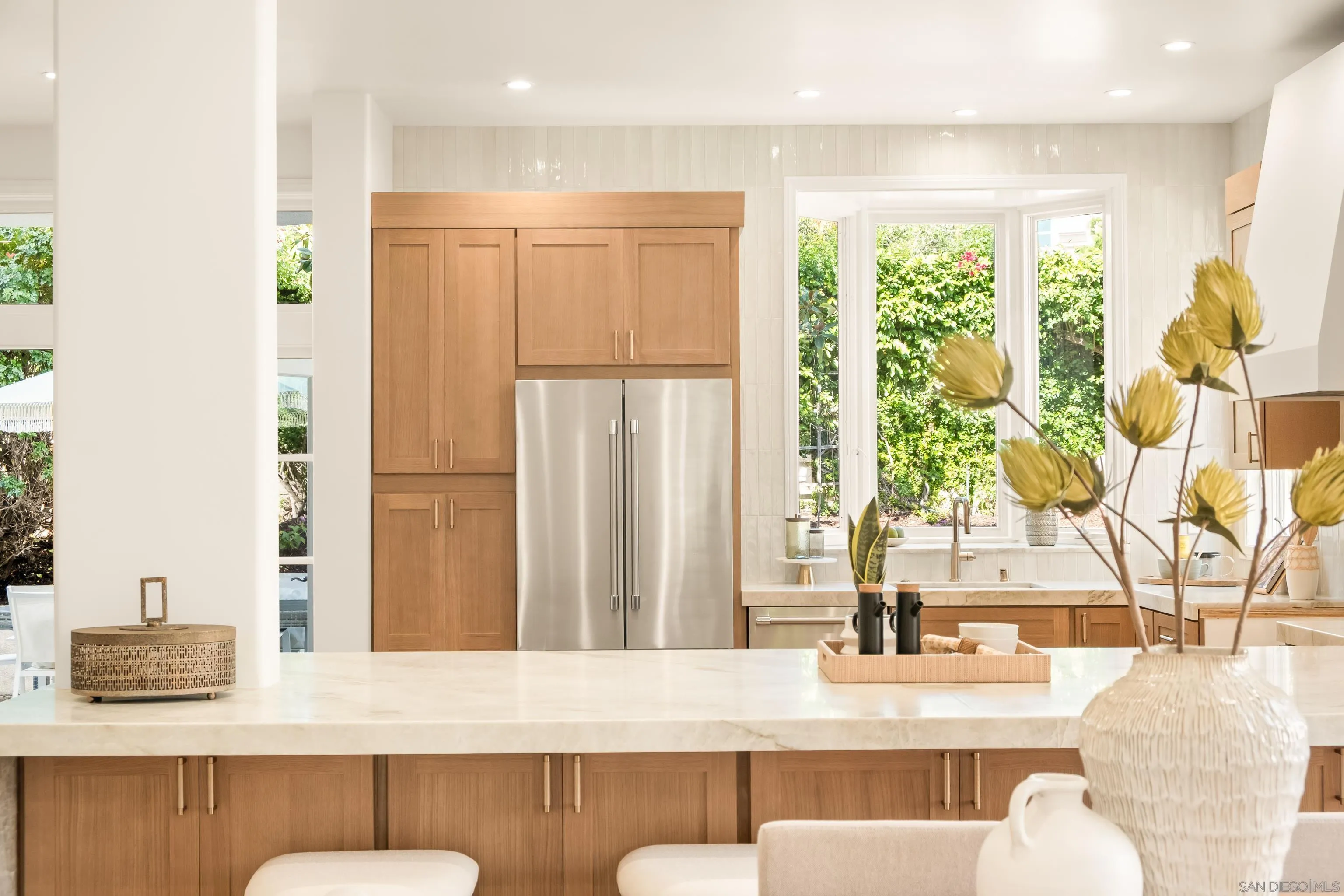 https://cdn.realtyfeed.com/cdn/127/260007044/94ffa6a9ef4eb10a56d49c155f139c34.webp