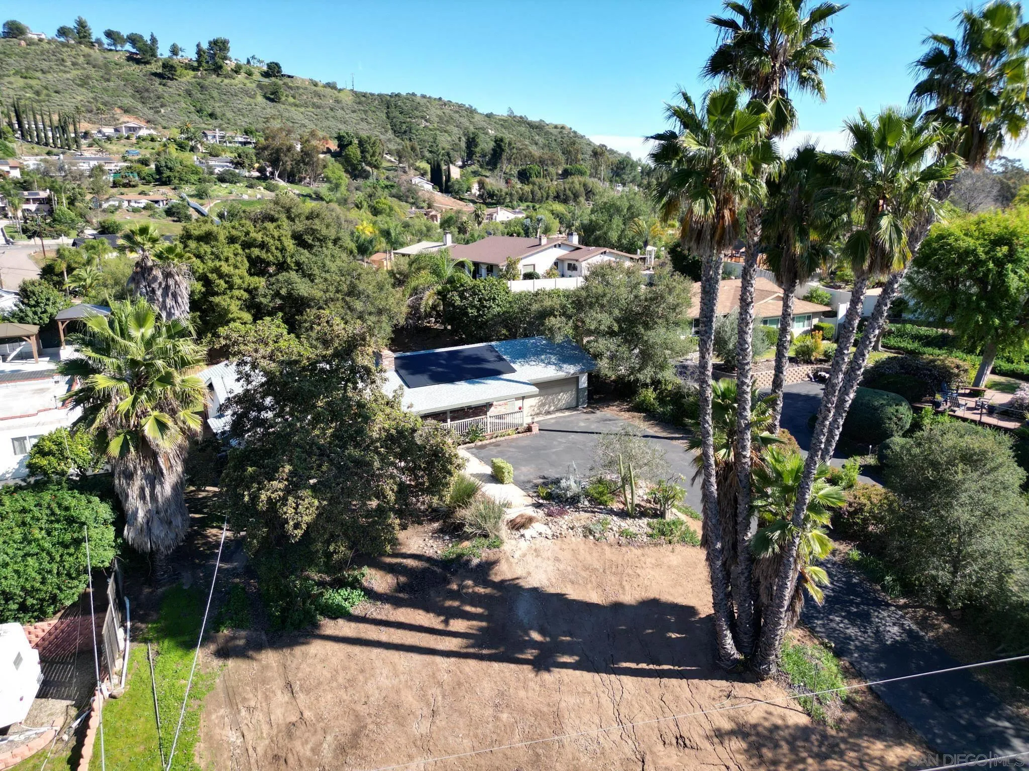 https://cdn.realtyfeed.com/cdn/127/260007056/81c2aac0d07314a77efd95d744912b05.webp
