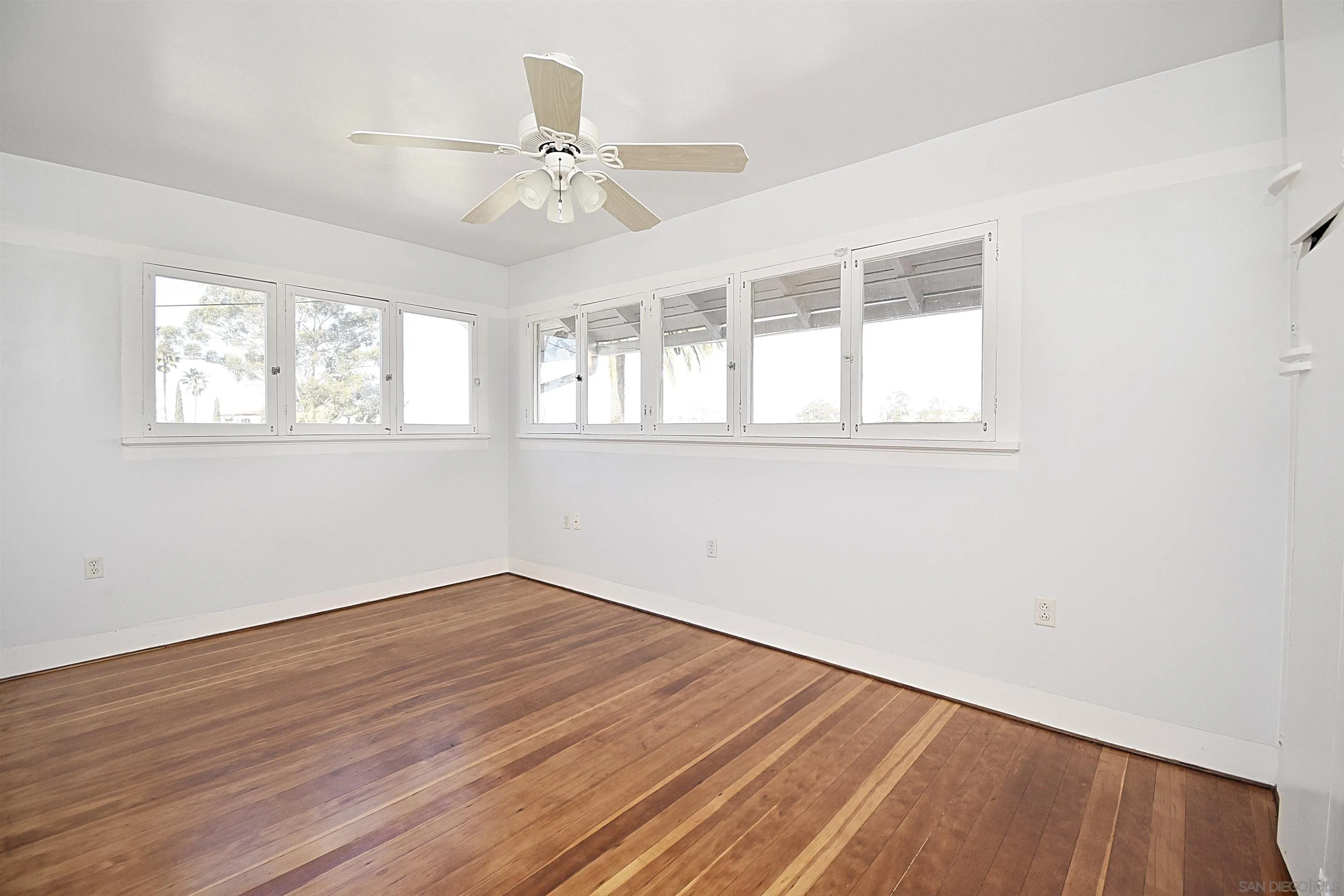 https://cdn.realtyfeed.com/cdn/127/260007057/c0486d3ff0a927a02e9f5c198610da71.webp