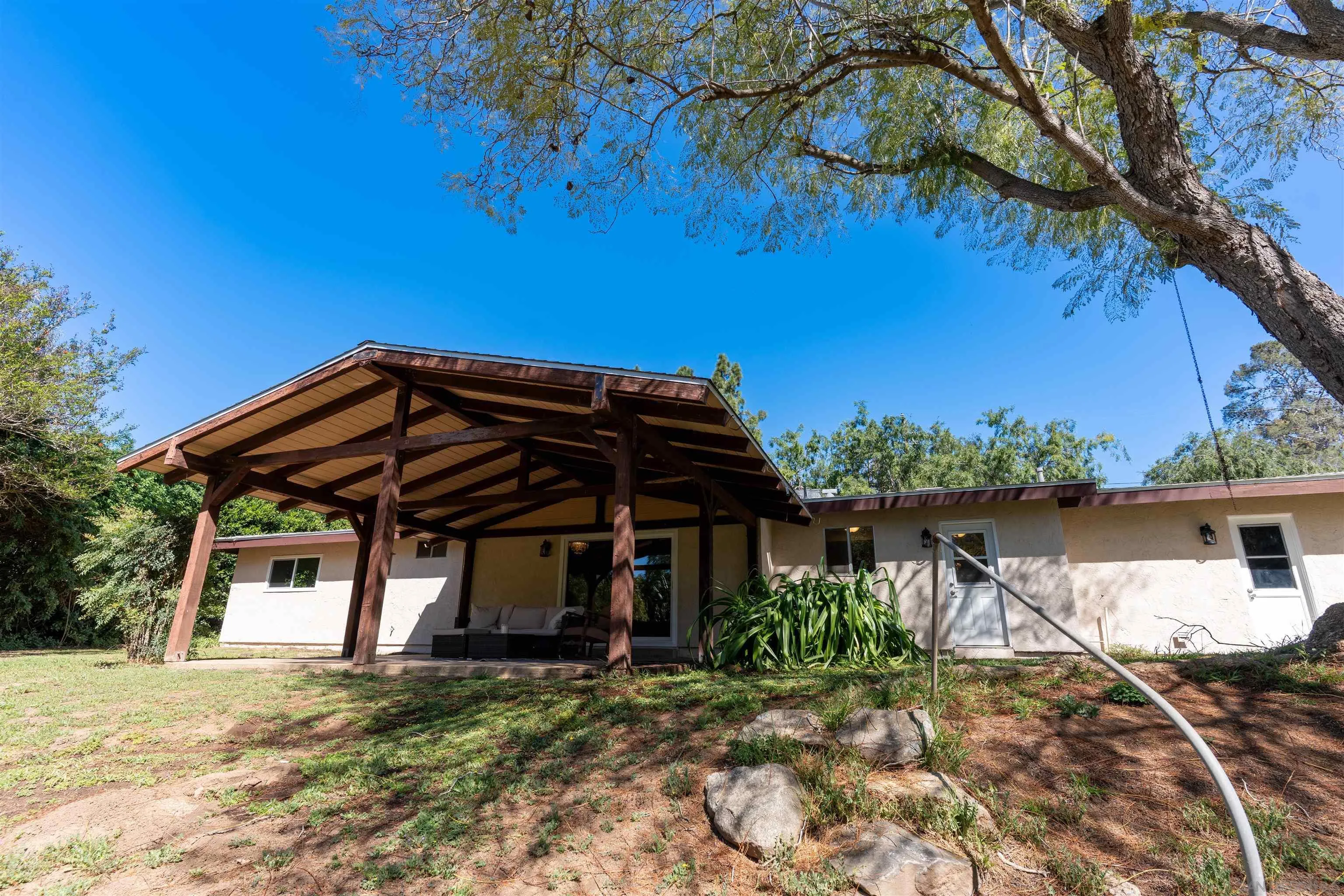 https://cdn.realtyfeed.com/cdn/127/260007060/0b8c18c407765e51f324378b65115143.webp
