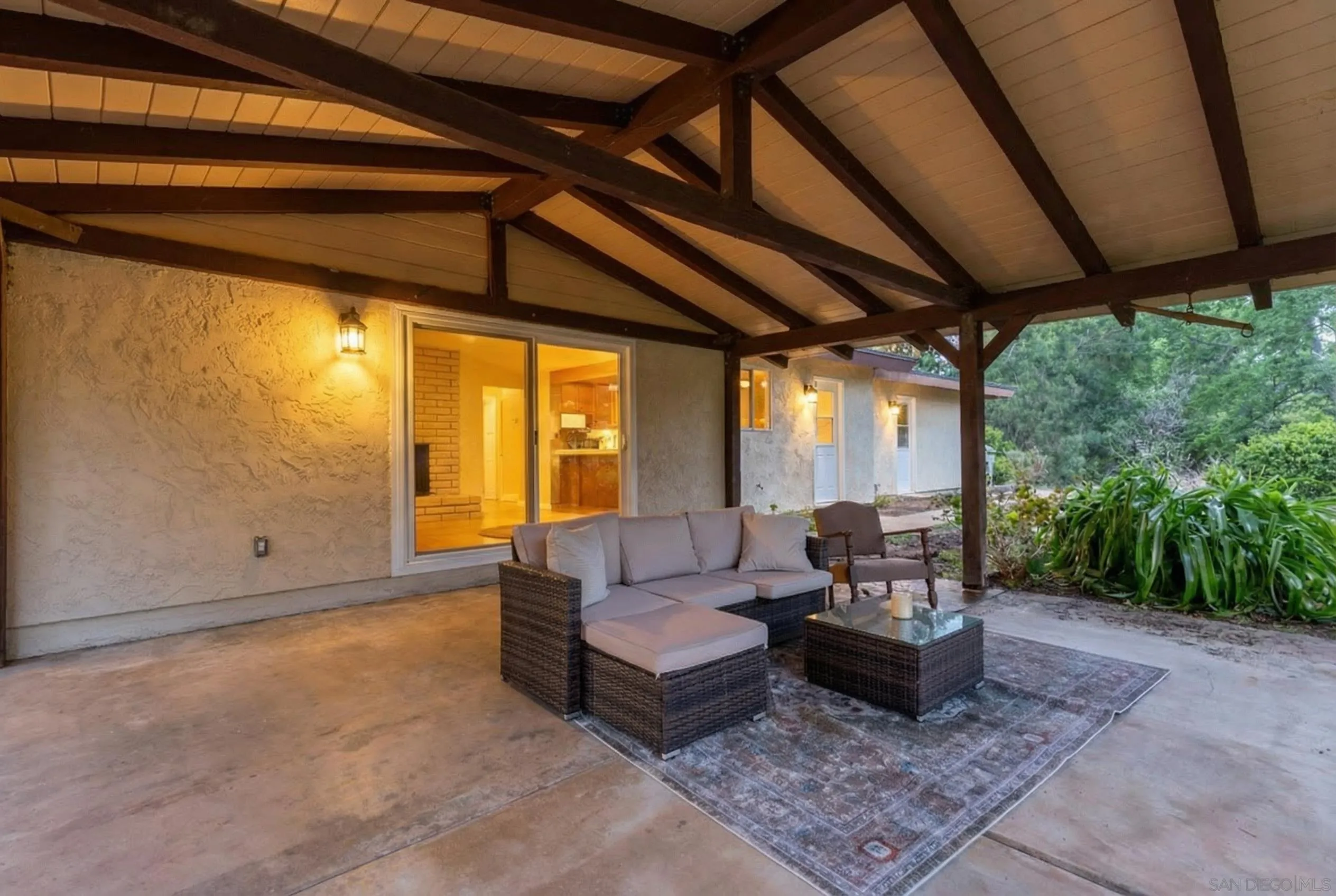 https://cdn.realtyfeed.com/cdn/127/260007060/0e279bce76f252a5251bc26d389c89e7.webp