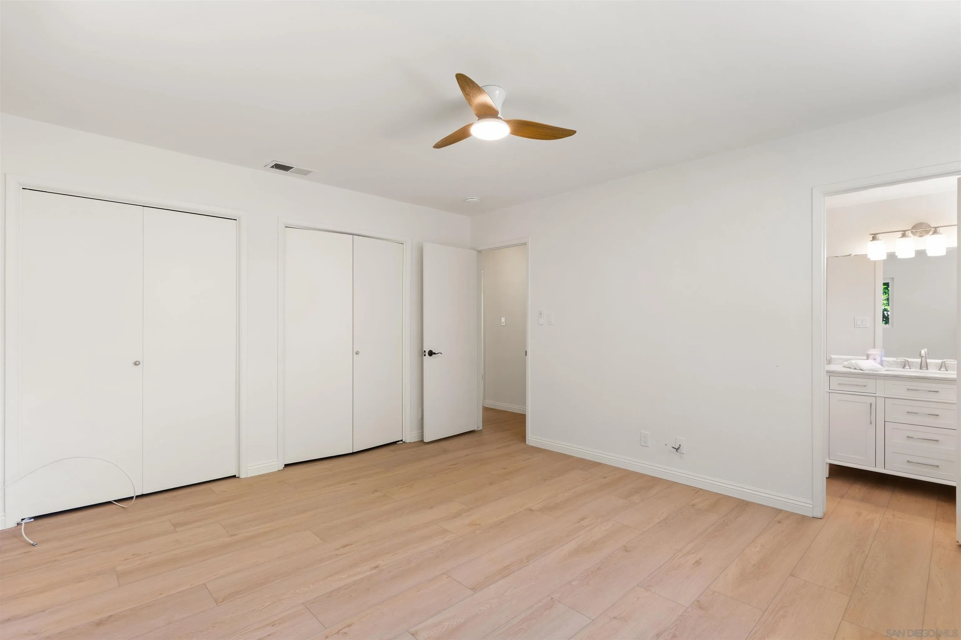 https://cdn.realtyfeed.com/cdn/127/260007060/4c84402138661e7bd591b54d1be8b09b.webp