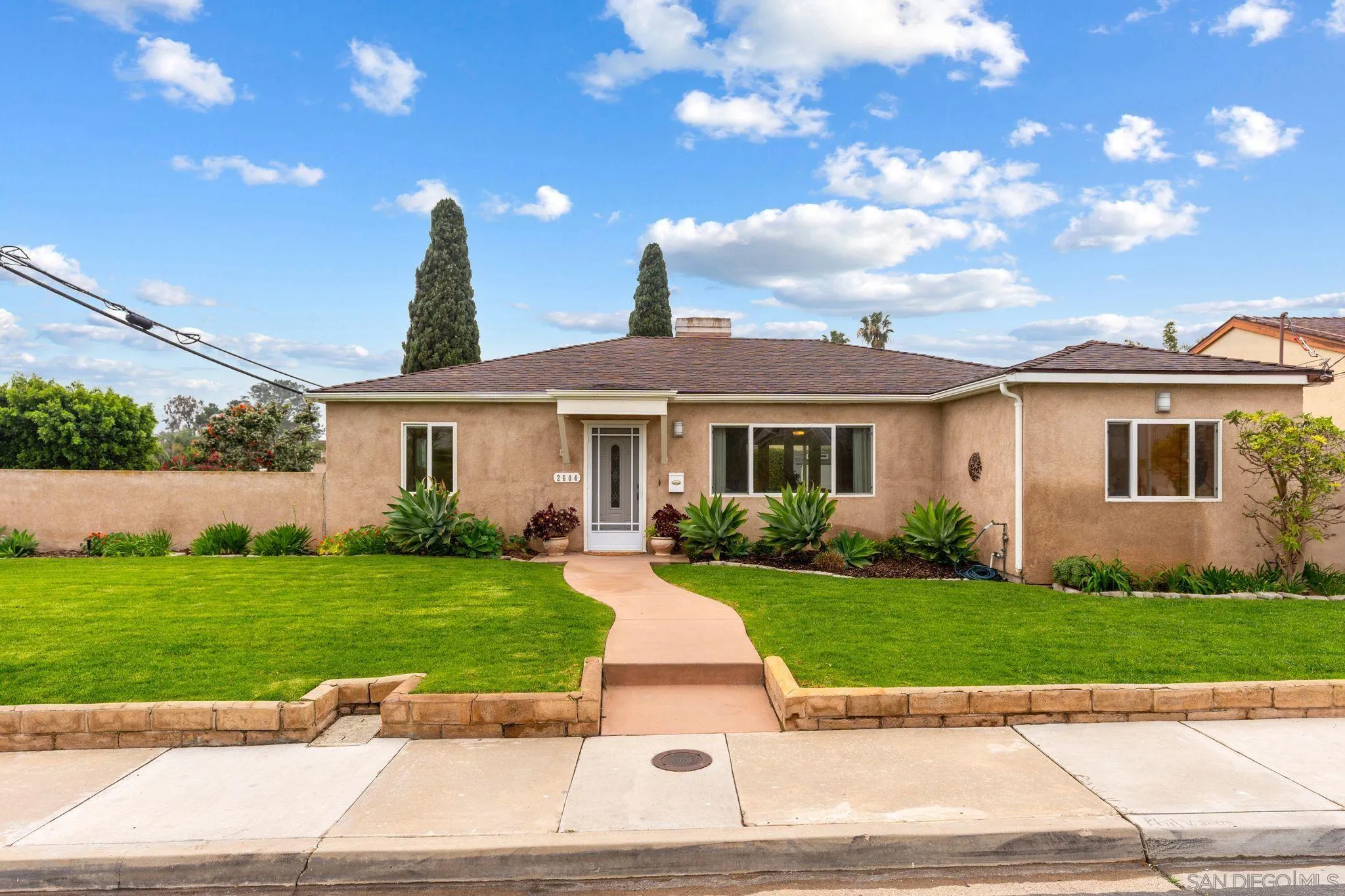 https://cdn.realtyfeed.com/cdn/127/260007064/604231abe1bad226a23797723320a469.webp