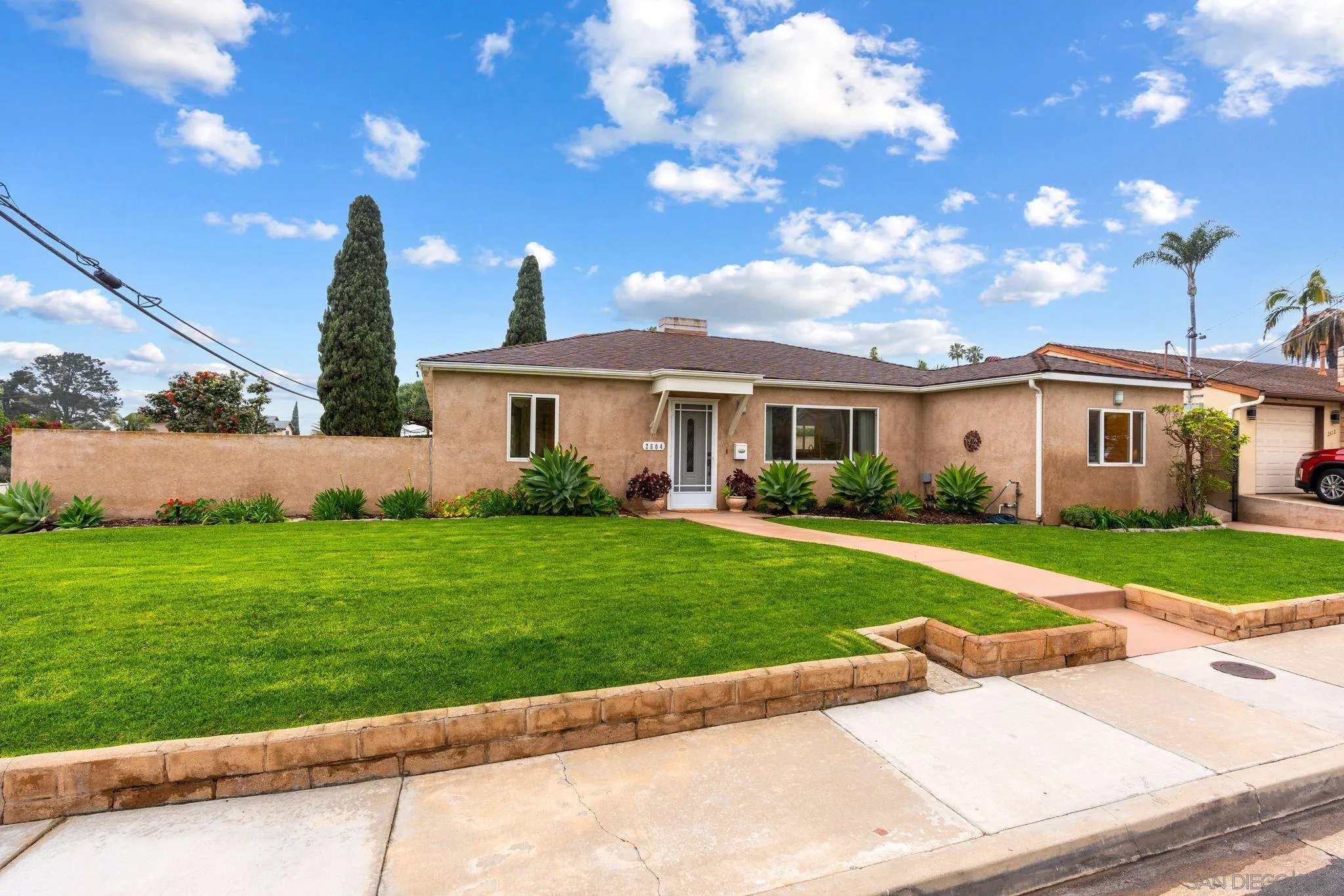 https://cdn.realtyfeed.com/cdn/127/260007064/b0ddec6544745b919bb9726f2331ad03.webp