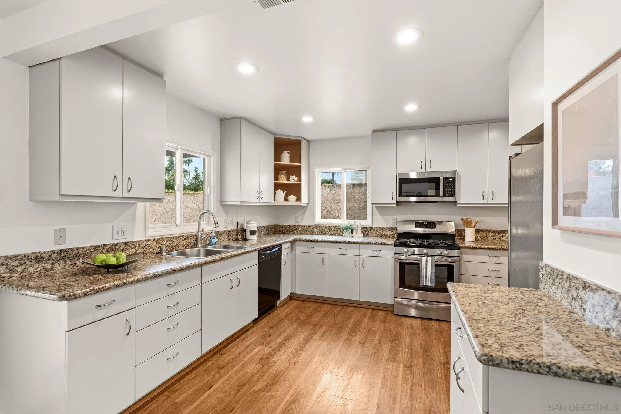 https://cdn.realtyfeed.com/cdn/127/260007064/c62e2c27a66eaea2a9647478ac53fe03.webp
