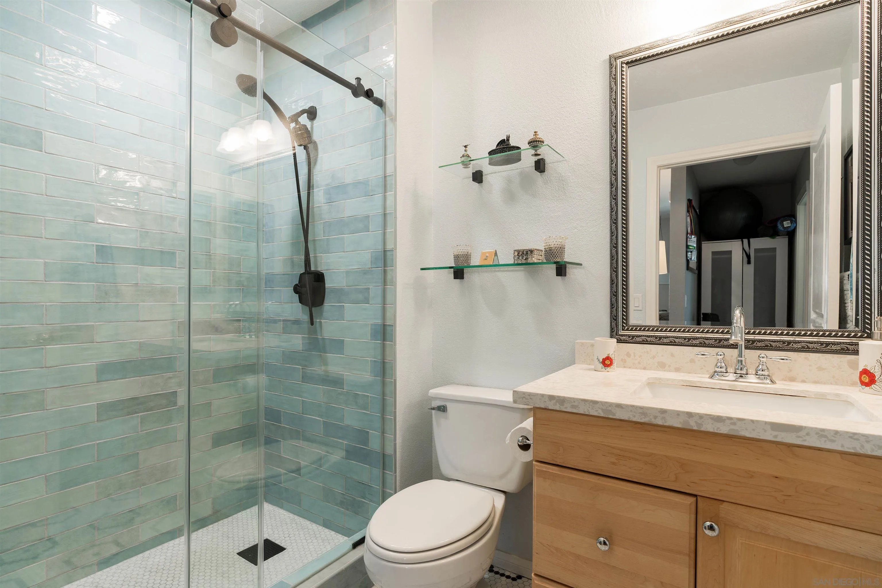 Photo #11: 260007067 Listing: Photo #11
