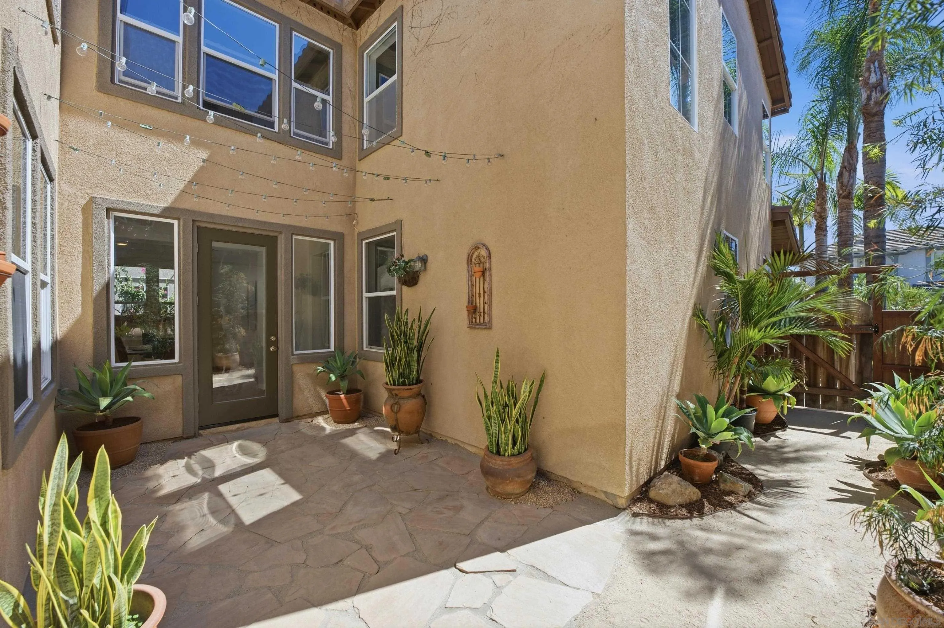 https://cdn.realtyfeed.com/cdn/127/260007068/d653121e3a96584280dbf263606ee657.webp