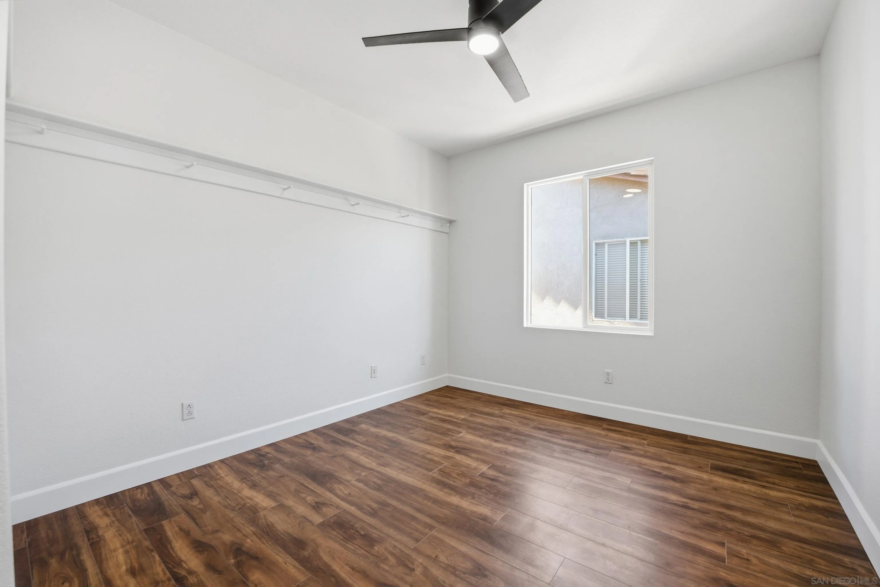 https://cdn.realtyfeed.com/cdn/127/260007068/f90f38c46a6dffb1515e7fc4c112b1a0.webp
