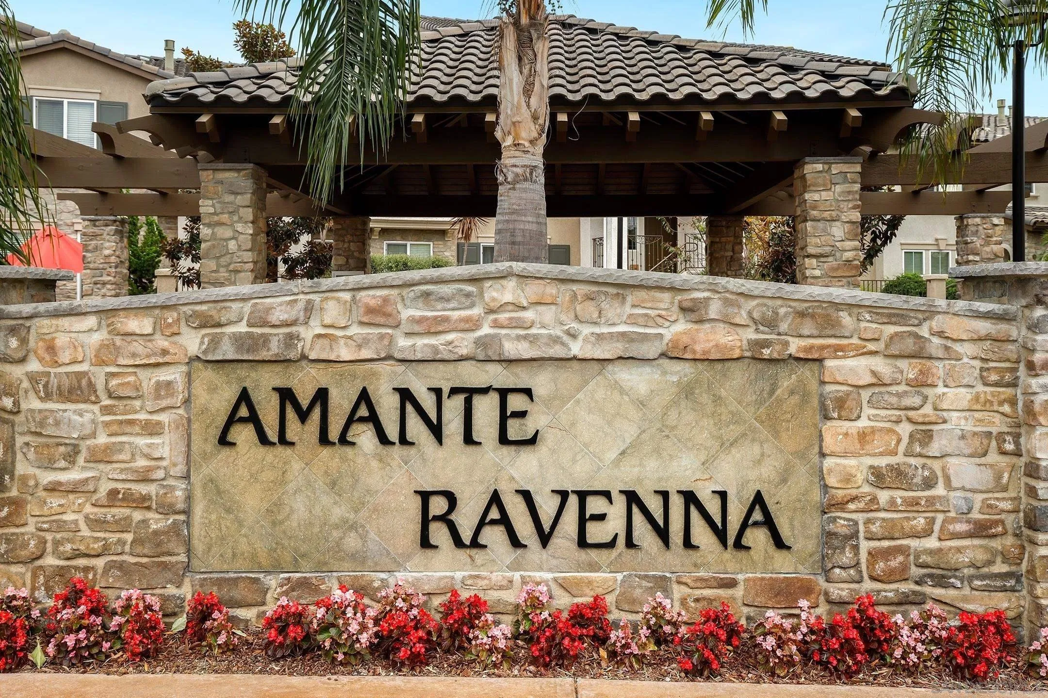 https://cdn.realtyfeed.com/cdn/127/260007069/0e78994c939ed200e93222835ee5631a.webp