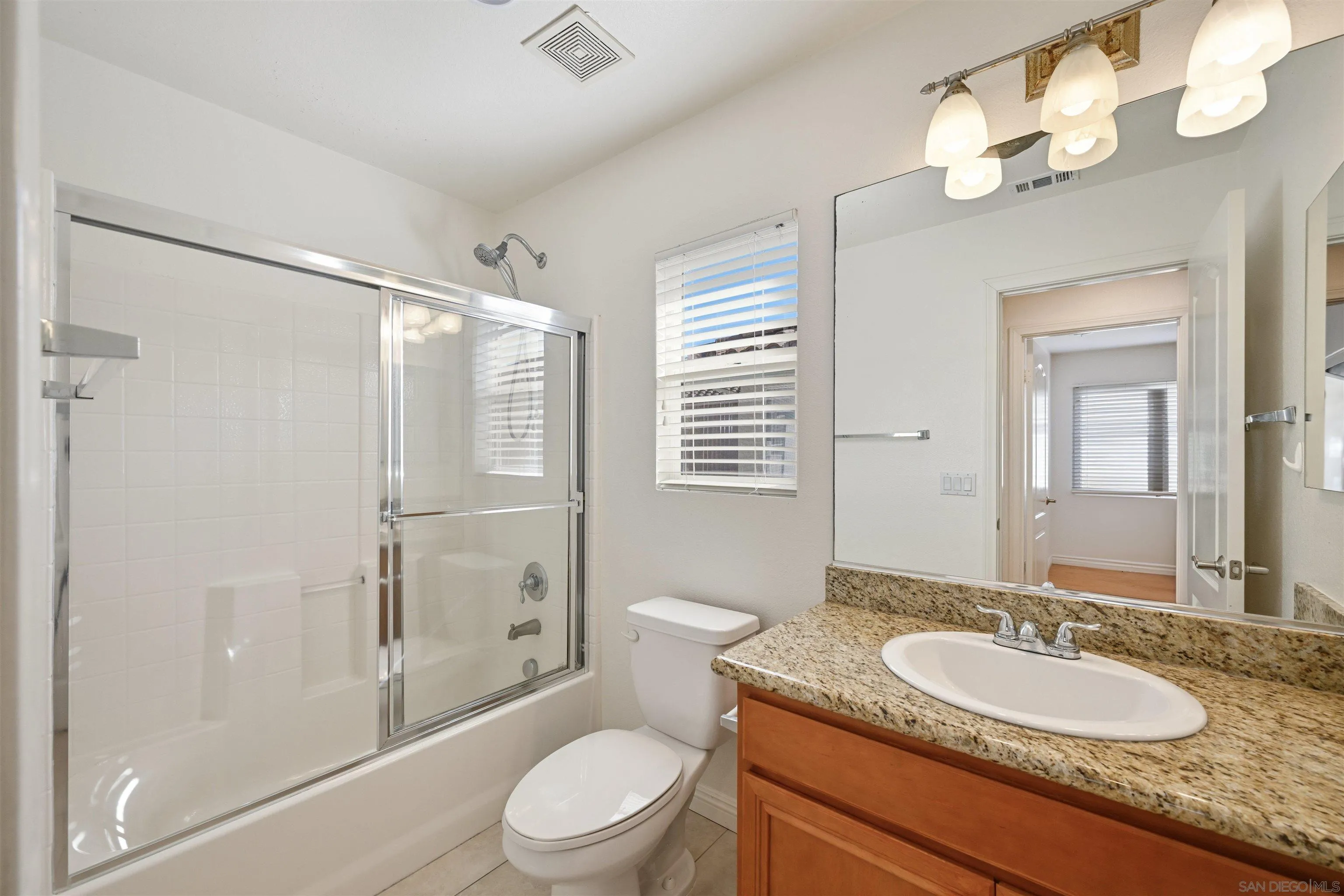 https://cdn.realtyfeed.com/cdn/127/260007069/c7605d2ac356079b7535bc76a0d1878e.webp