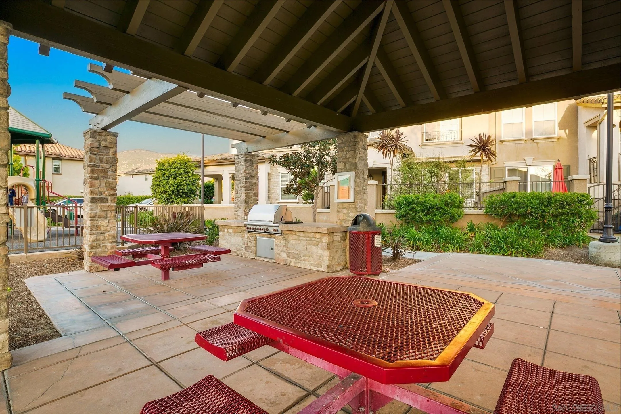 https://cdn.realtyfeed.com/cdn/127/260007069/e6a3330c5001f1235ee2c97ae9fb676f.webp