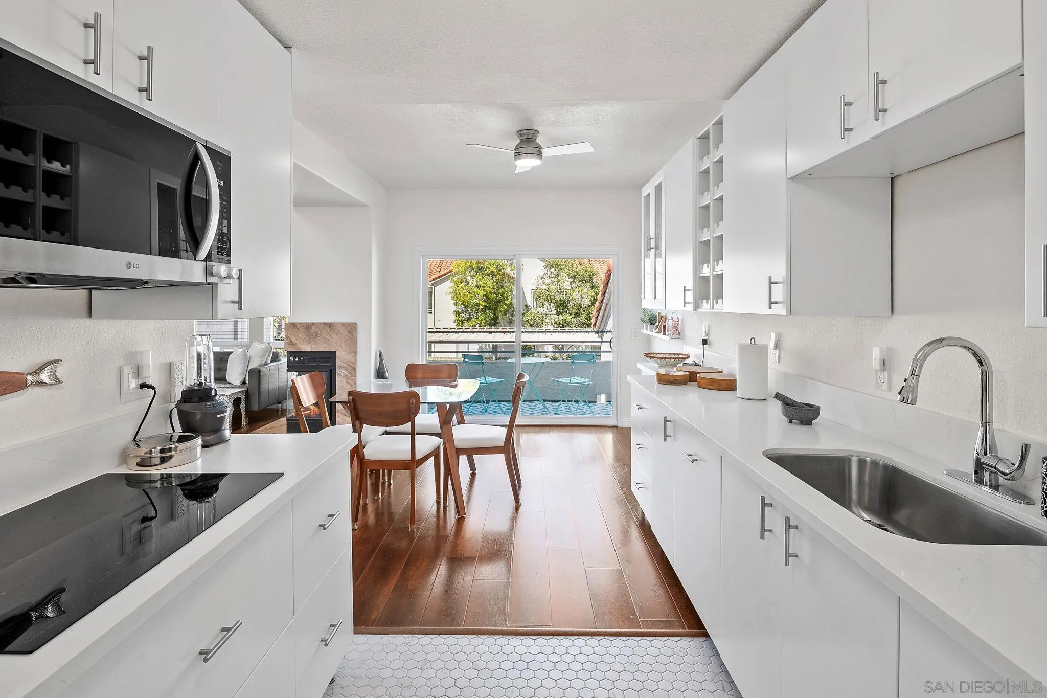 Photo #4: 260007075 Listing: Photo #4