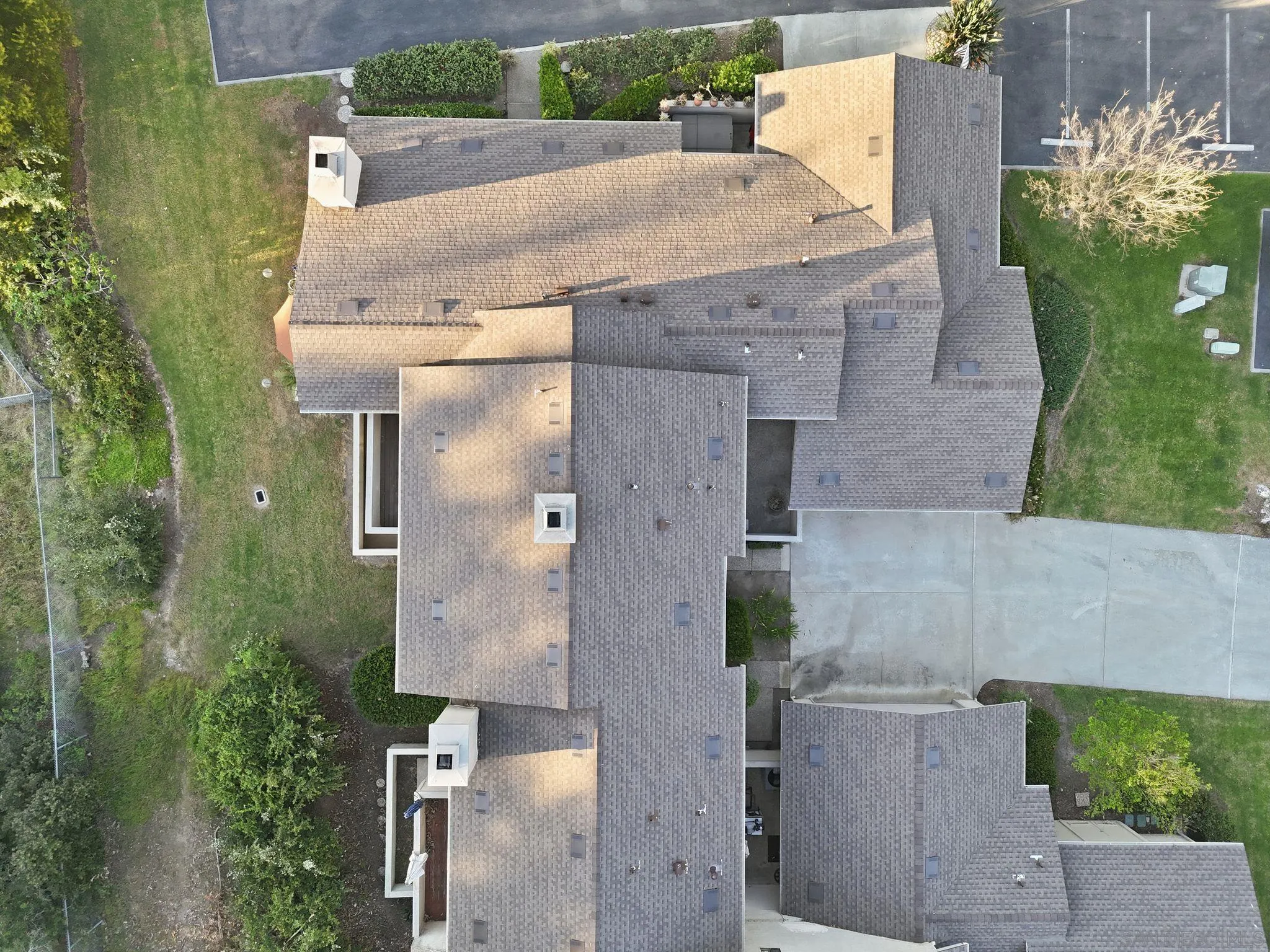 https://cdn.realtyfeed.com/cdn/127/260007077/9e3753ed034ea66565a6181ec3621b50.webp