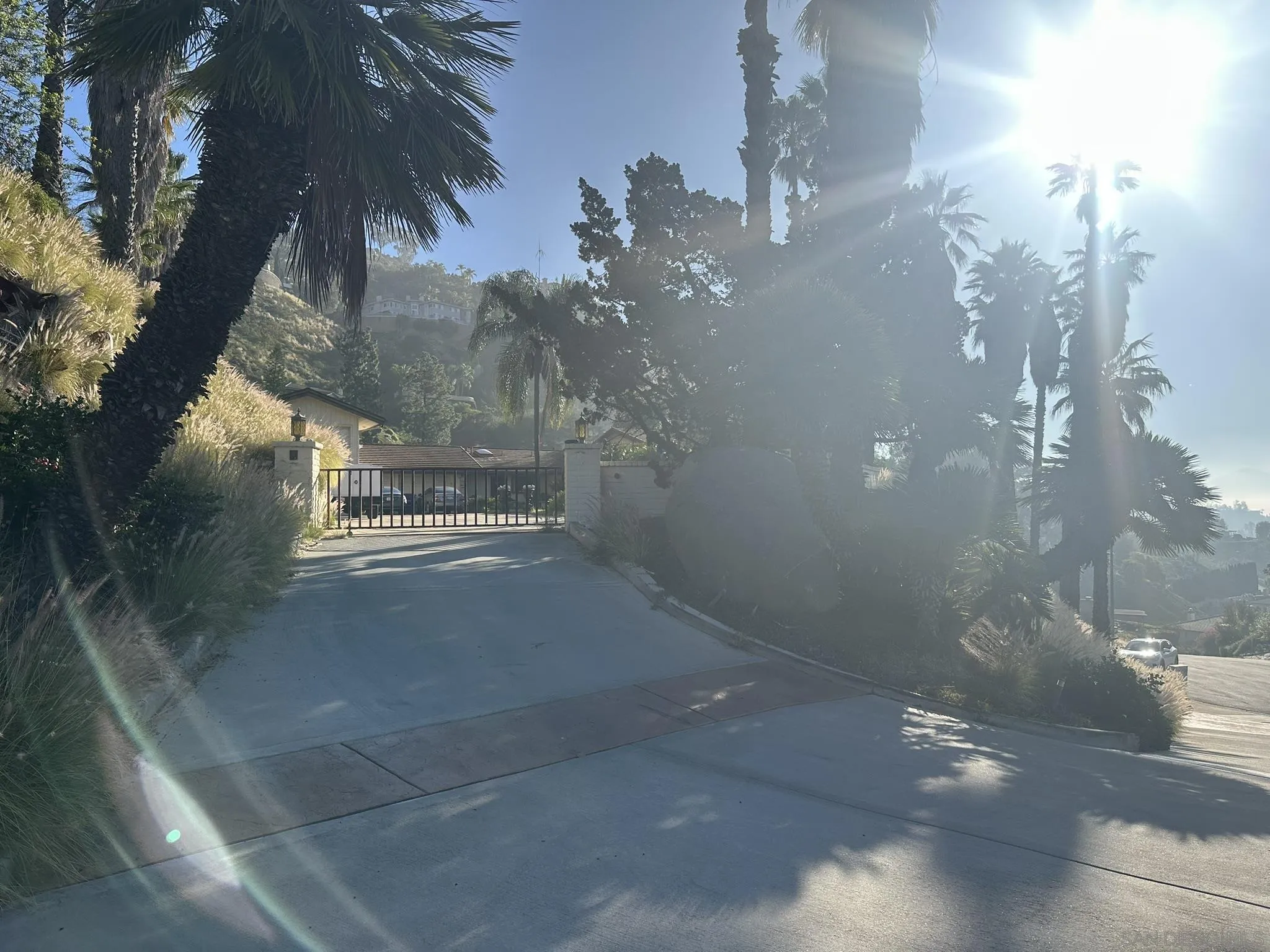 https://cdn.realtyfeed.com/cdn/127/260007078/68f17b16ffcdde2f11d16e299ad00ee0.webp
