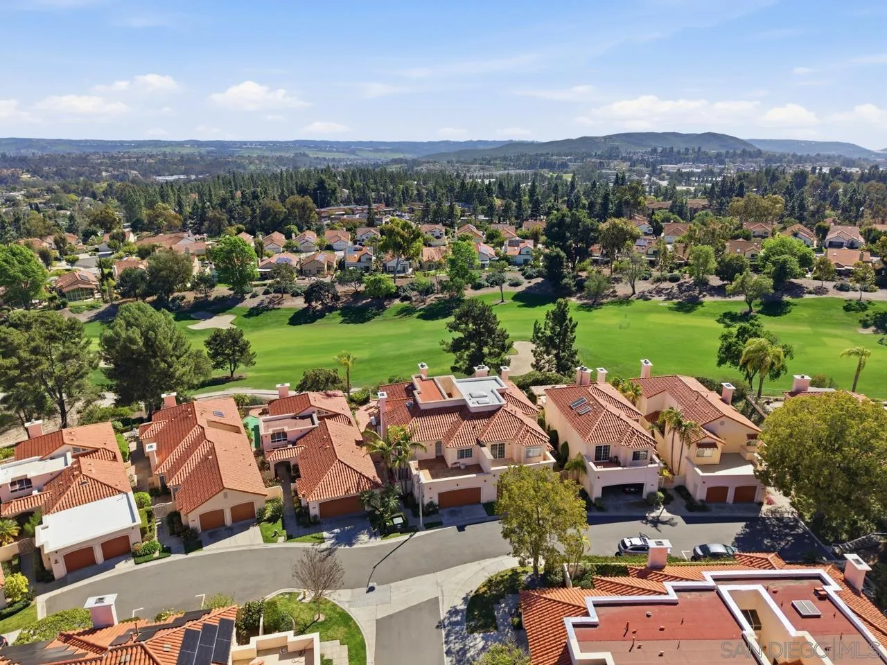 https://cdn.realtyfeed.com/cdn/127/260007087/2c10fd57e0ad7752449c22ee84e1ccc5.webp